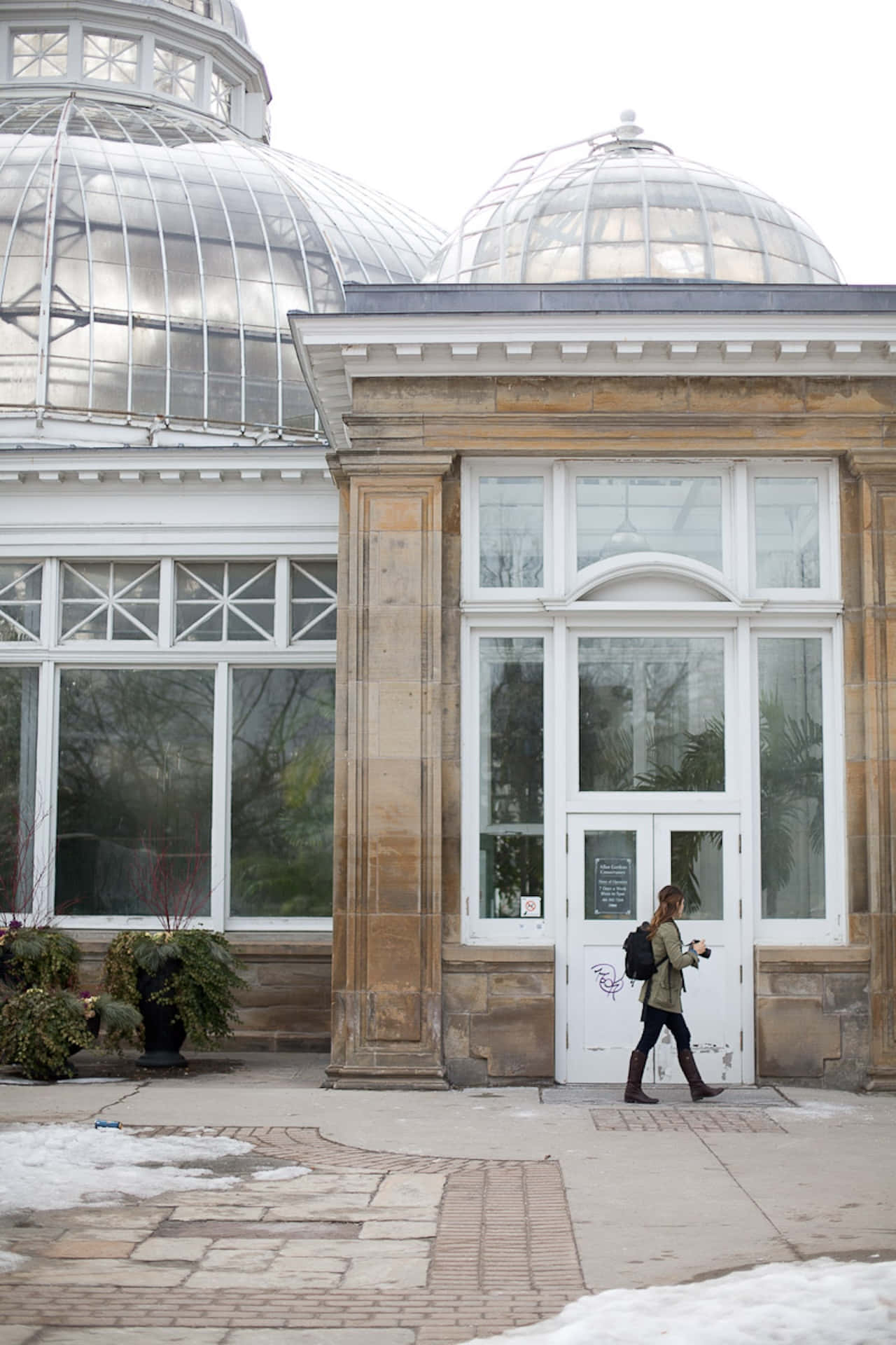 Allan Gardens Conservatory Exterior Winter Wallpaper