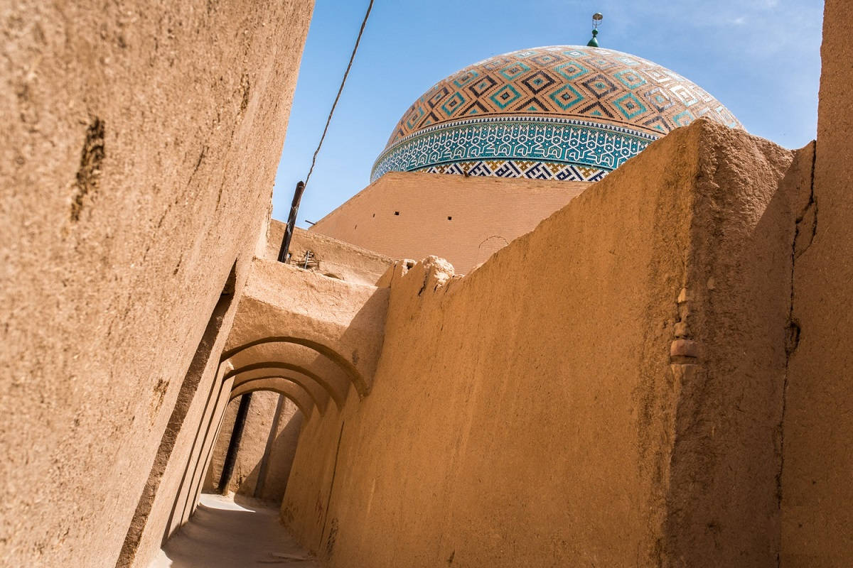 Alley Behind Mosque In Iran Wallpaper