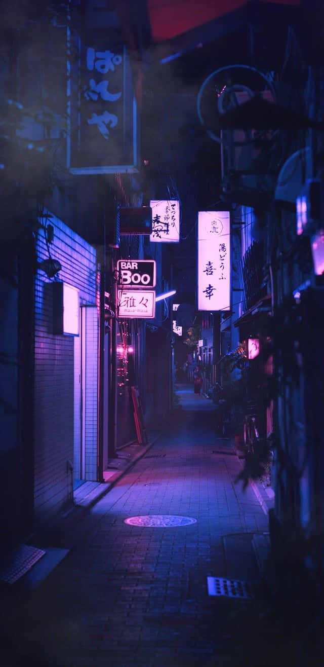 Mørk, mysteriøs gade i natten Wallpaper
