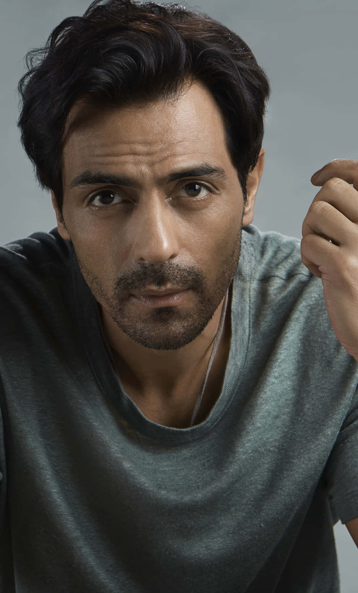 Alluring Indian Guy And Actor Arjun Rampal Wallpaper