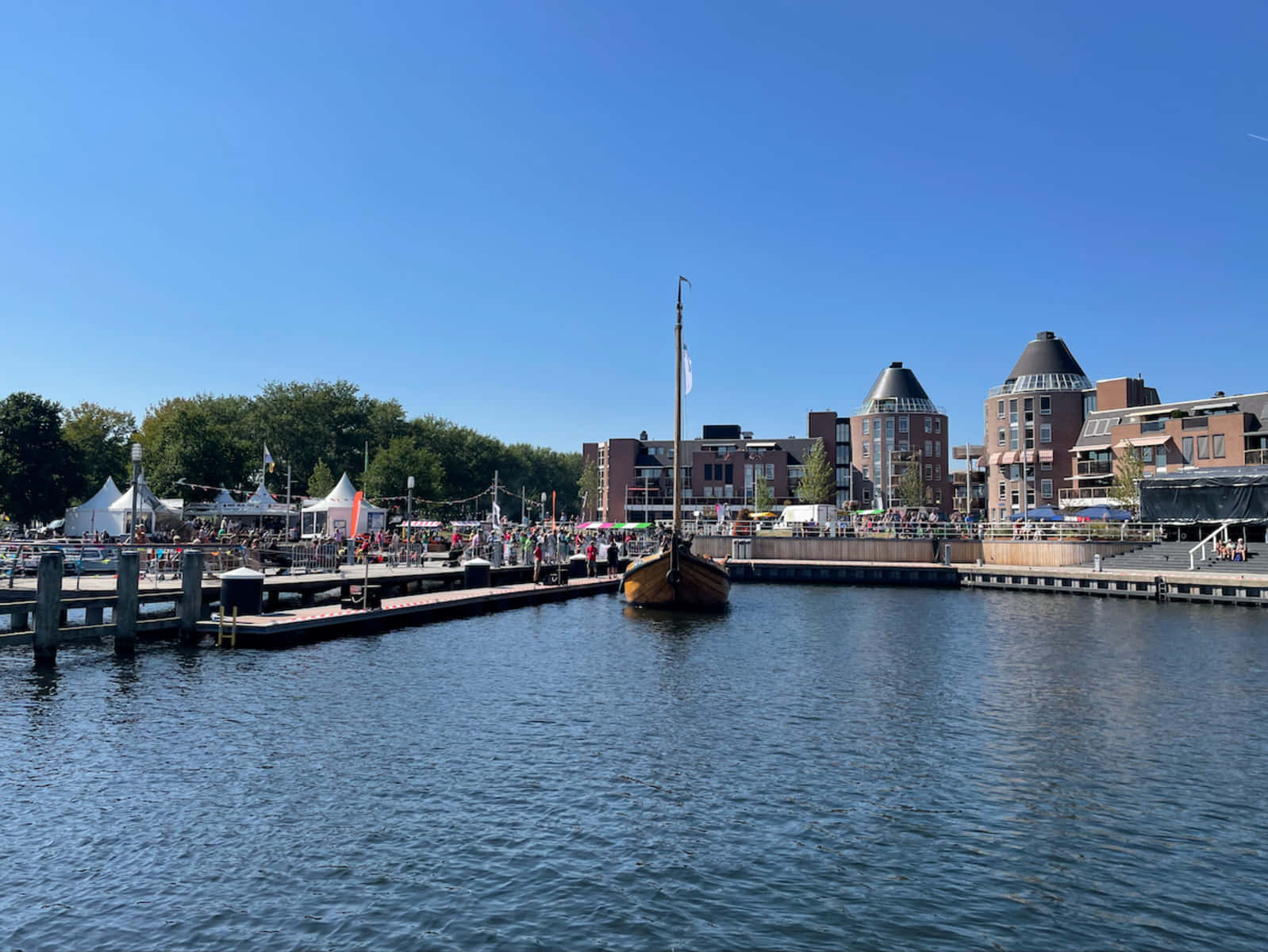 Almere Haven Festival Waterfront View Wallpaper
