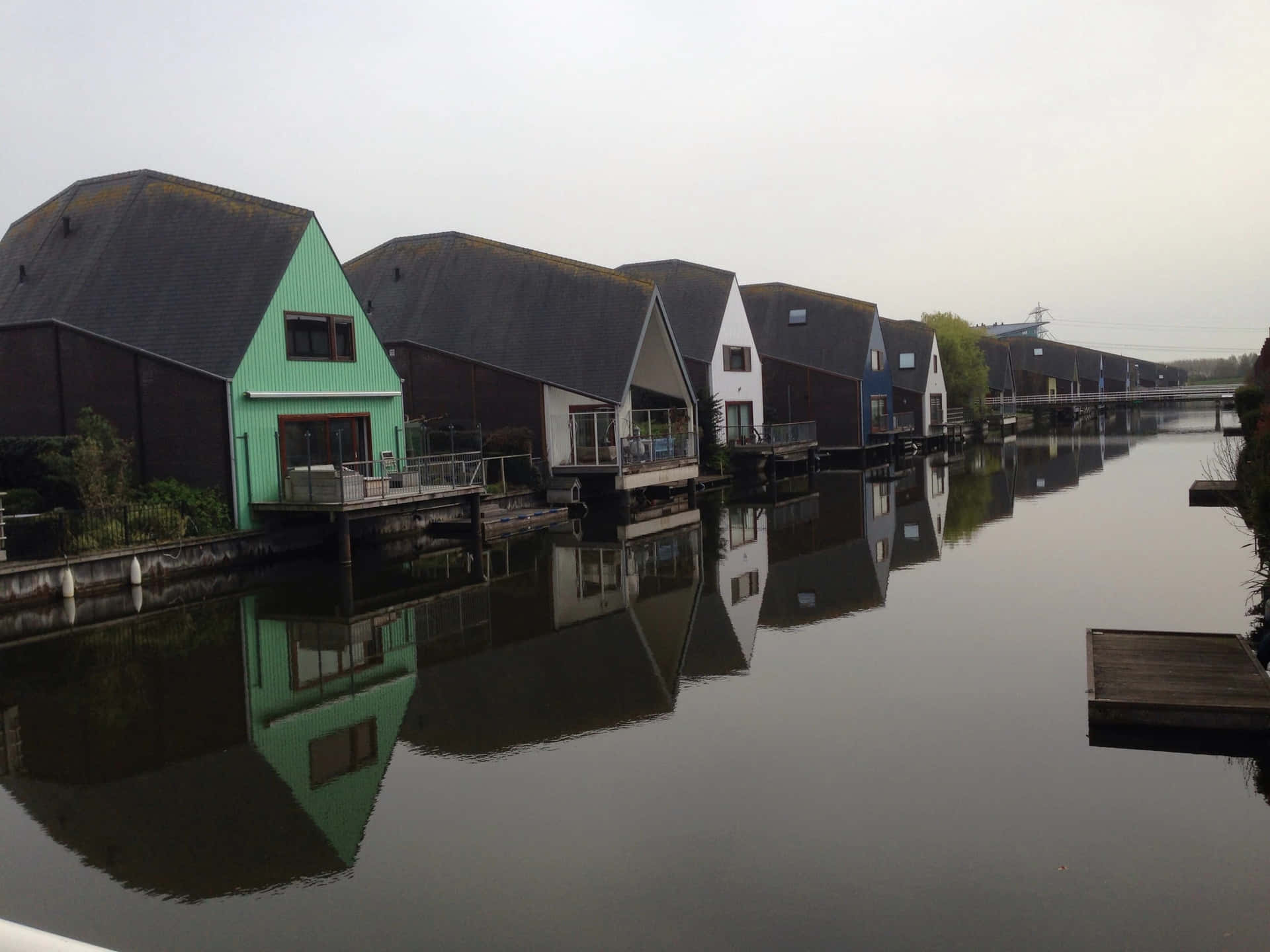 Almere Waterfront Homes Reflection Wallpaper