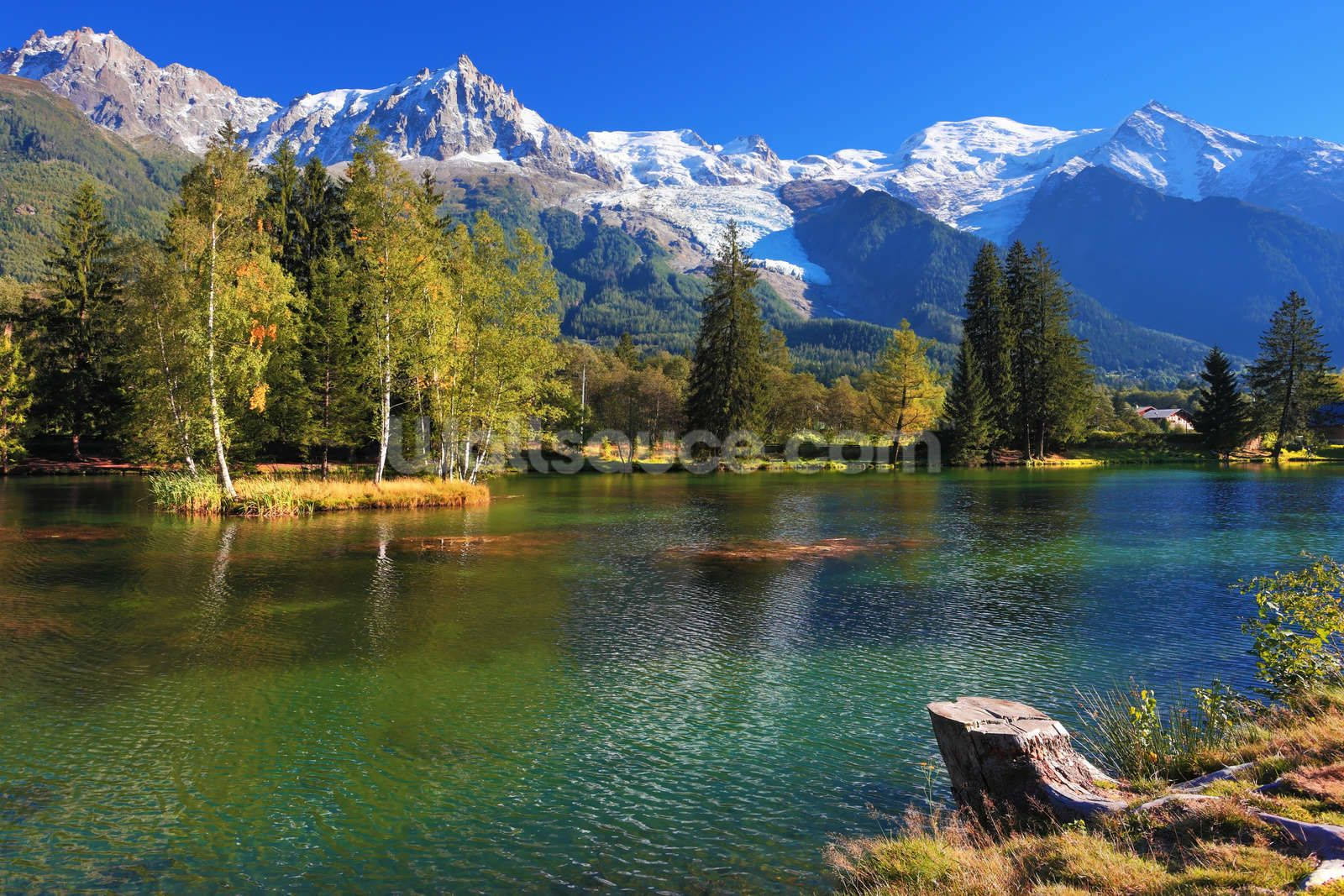 Alpine_ Lake_with_ Mountain_ Backdrop SVG