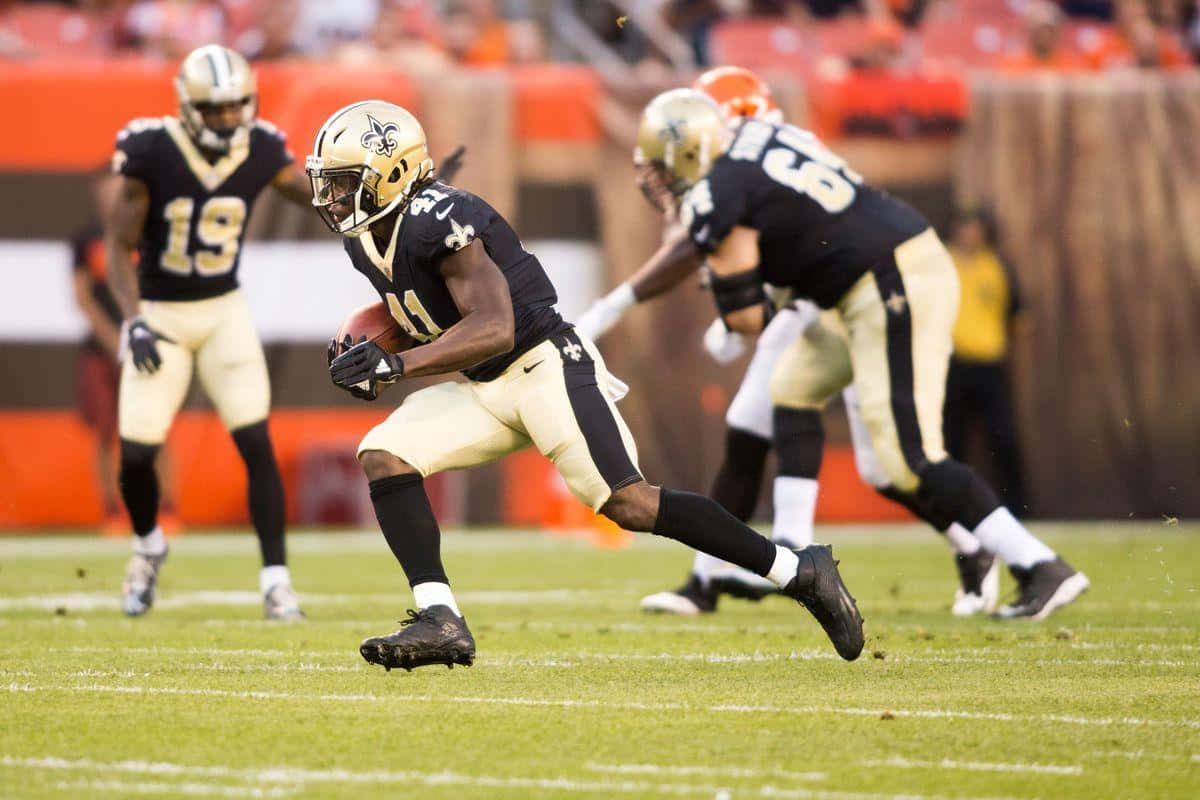 Alvin Kamara, NFL running back for the New Orleans Saints Wallpaper