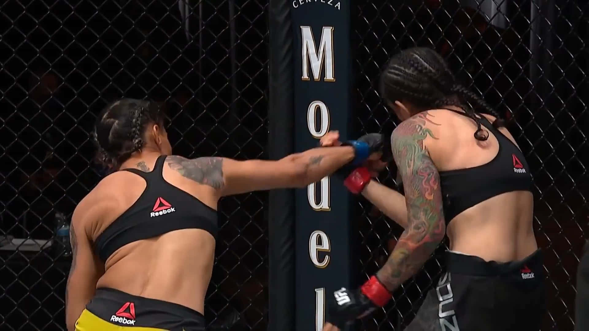 Amanda Lemos In Action During A Ufc Match Wallpaper