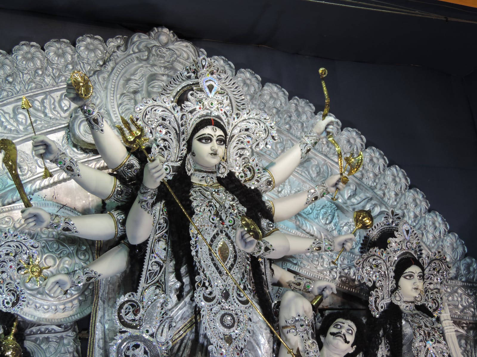 Ambemaa Durga Puja Statue Wallpaper