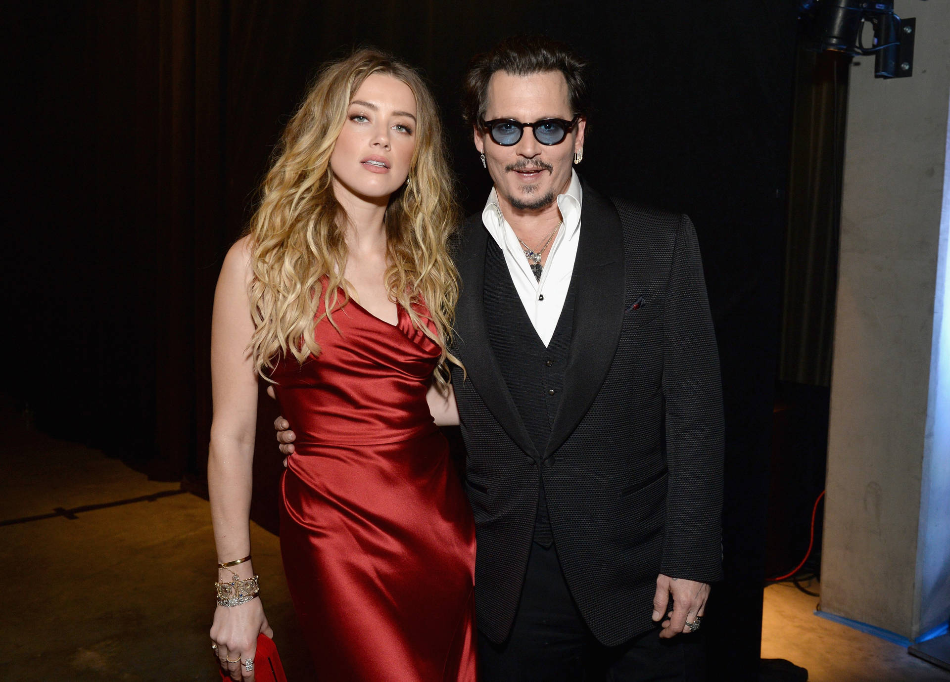 Amber Heard and Johnny Depp wallpaper