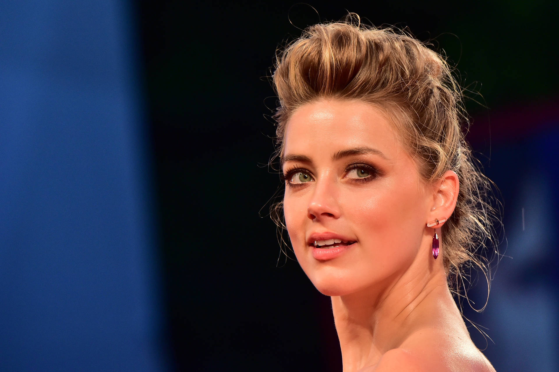 Amber Heard No Festival De Cinema De Veneza. Papel de Parede