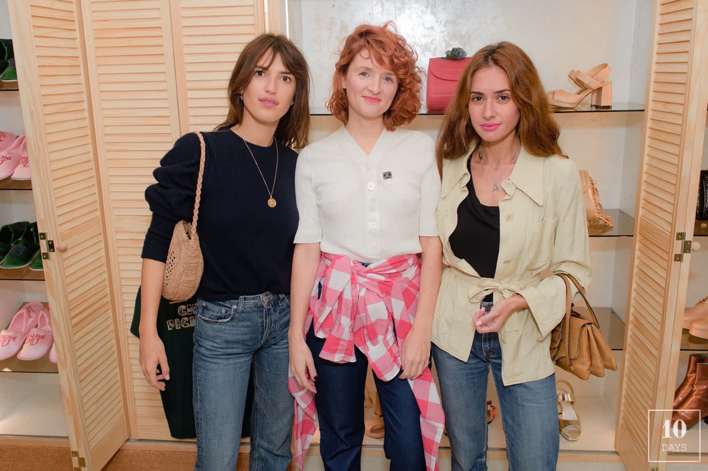 Amélie Pichard med to kvindelige venner Wallpaper