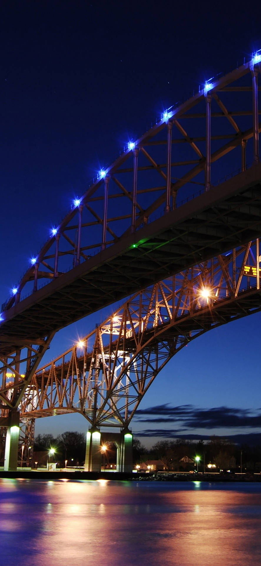 Blauewater Bridge In Amerika Für Das Iphone Wallpaper