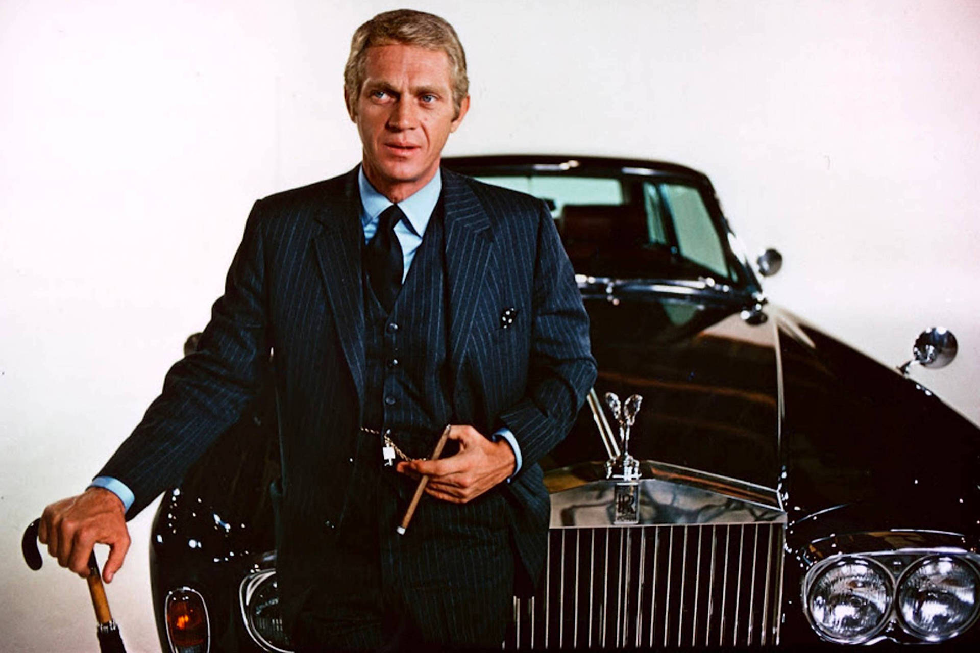 Classic Hollywood Icon - Steve McQueen in "The Thomas Crown Affair" Wallpaper