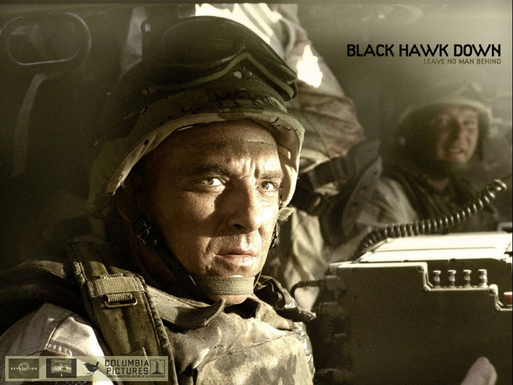 Amerikansk skuespiller Tom Sizemore som McKnight Black Hawk Down Wallpaper