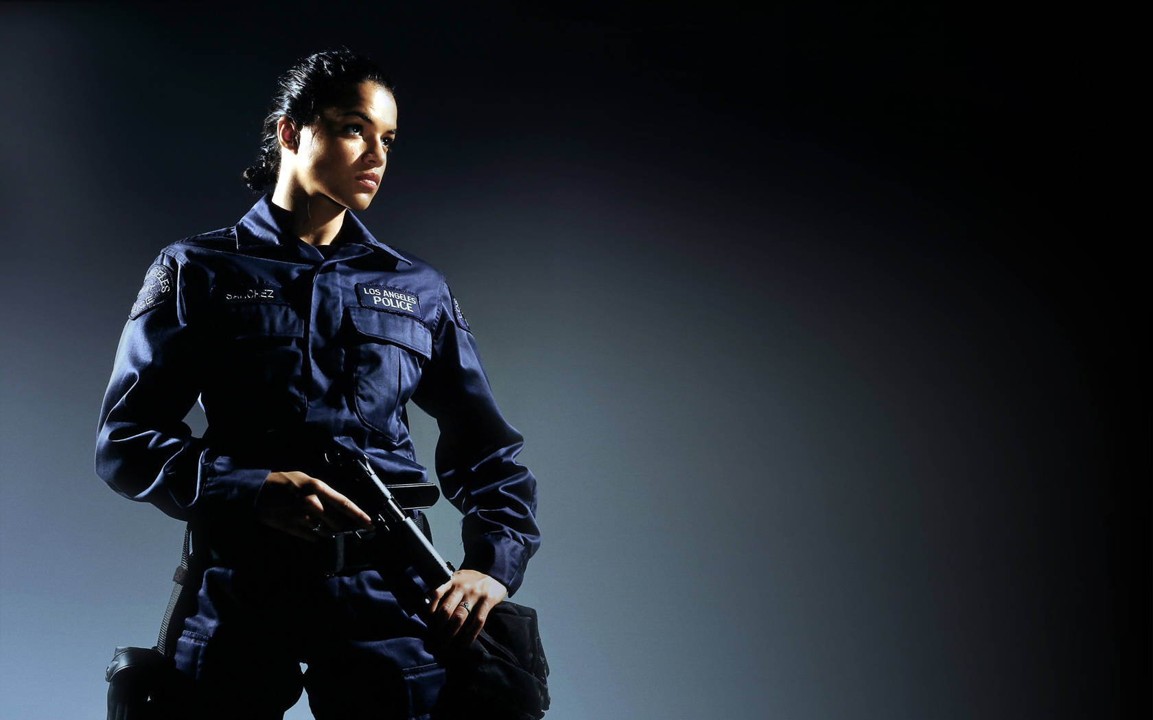 American Actress Michelle Rodriguez In S.w.a.t. Wallpaper