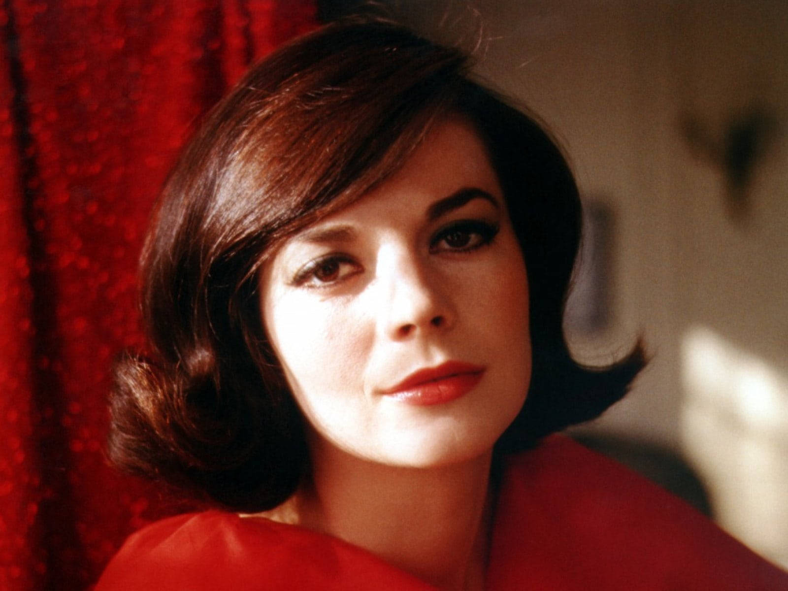American Actress Natalie Wood In Red Wallpaper