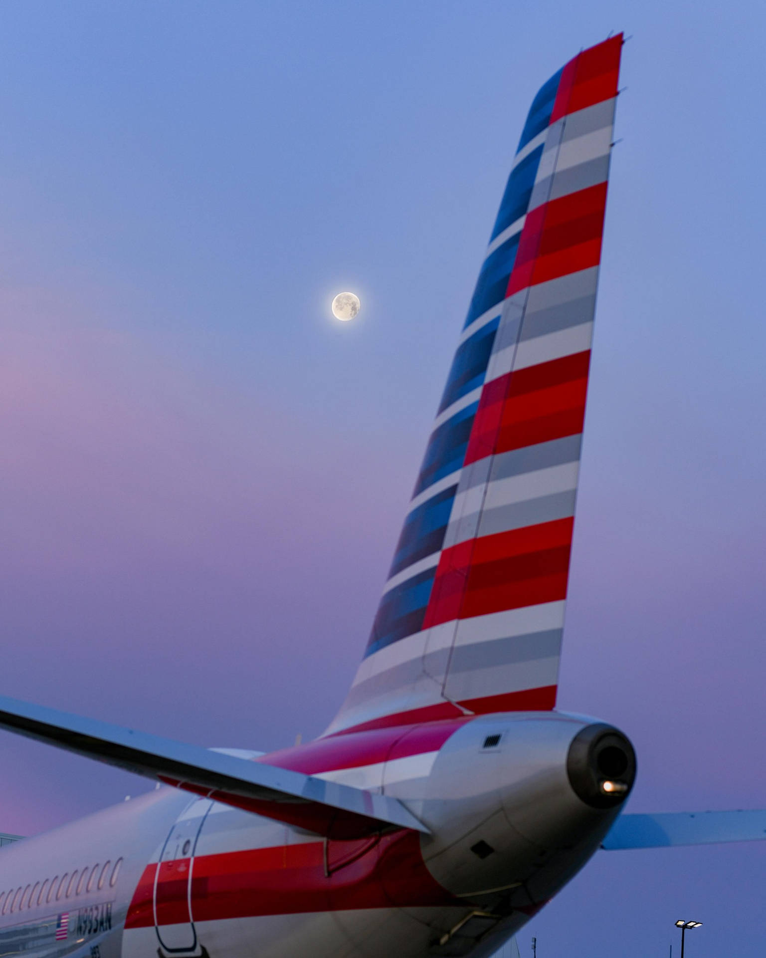 American Airlines Morning Moon Wallpaper