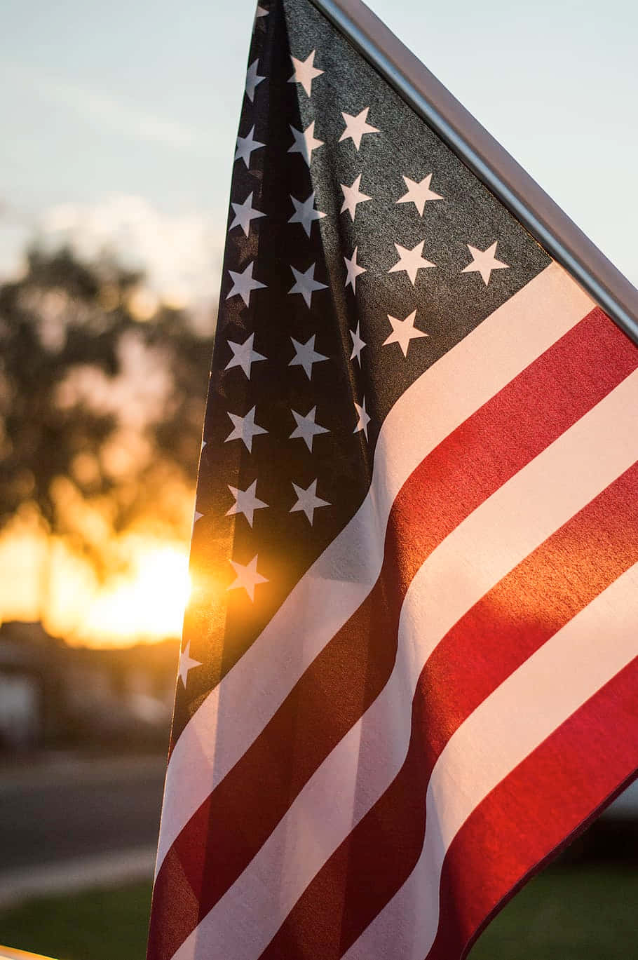 American Flag Sunset Glow Wallpaper