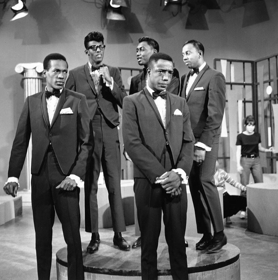 American Group Singers The Temptations Vintage Photograph Wallpaper