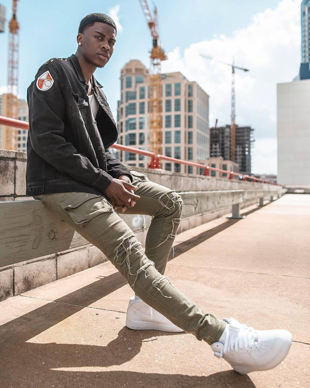 "American Instagram star, Swavy, Enjoying the City Views from the Rooftop" Wallpaper