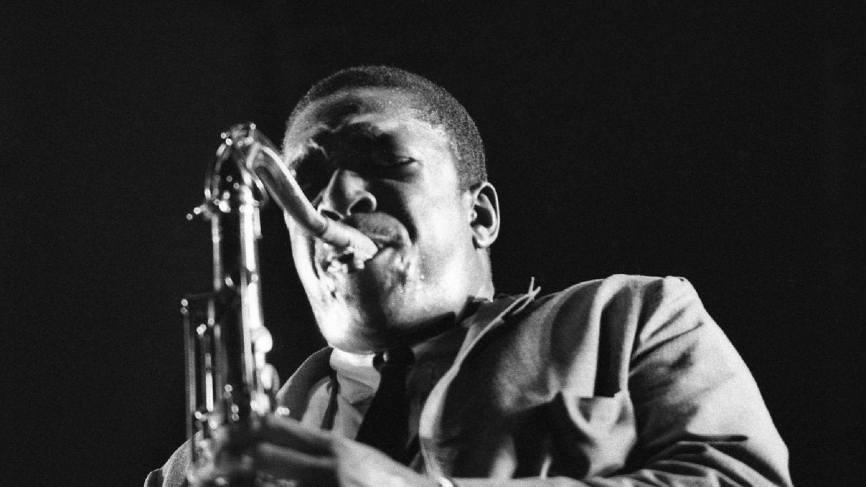 American Jazz Saxophonist John Coltrane In Chasing Trane Wallpaper