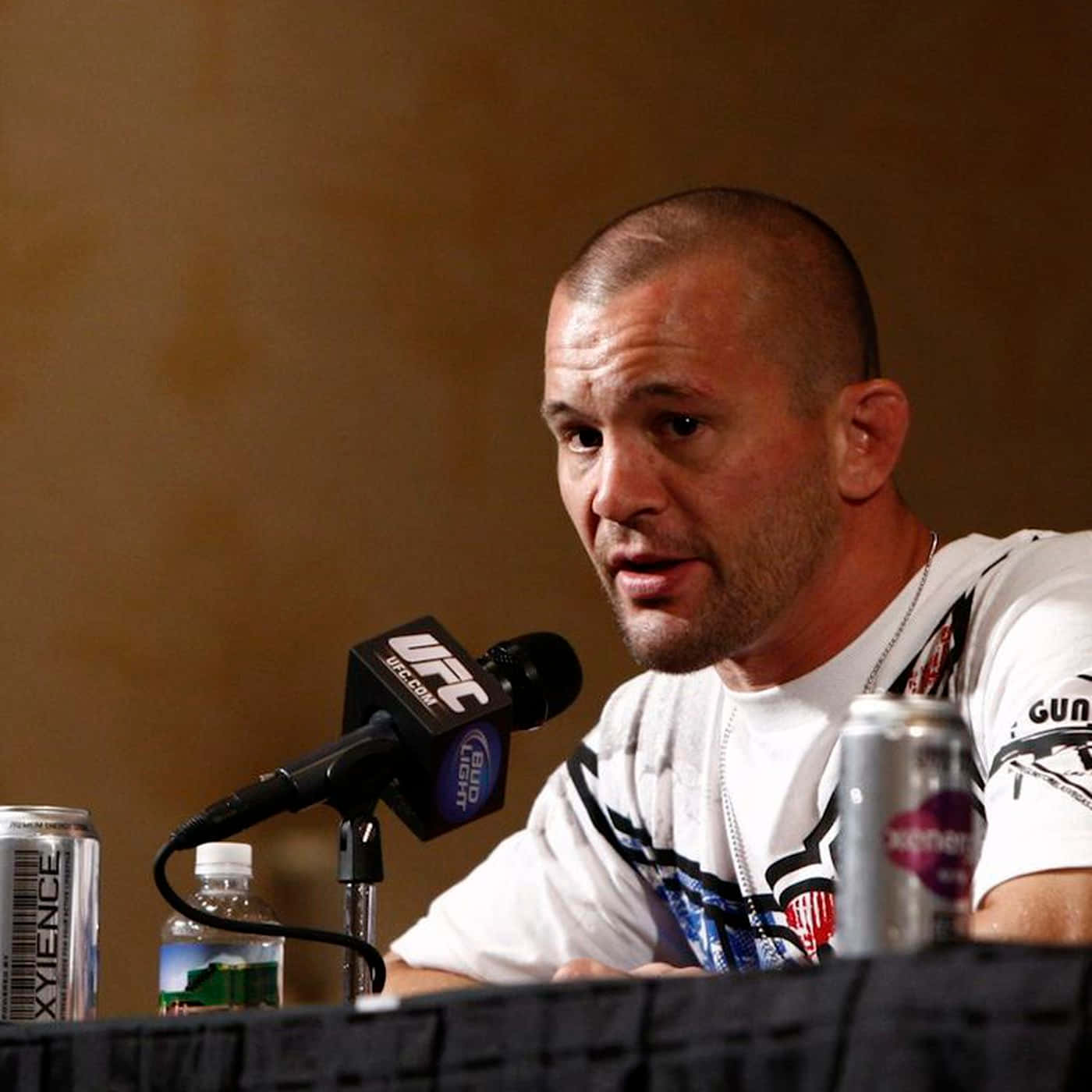 Amerikanske mixed martial artist Chris Lytle UFC-pressekonferencen Wallpaper