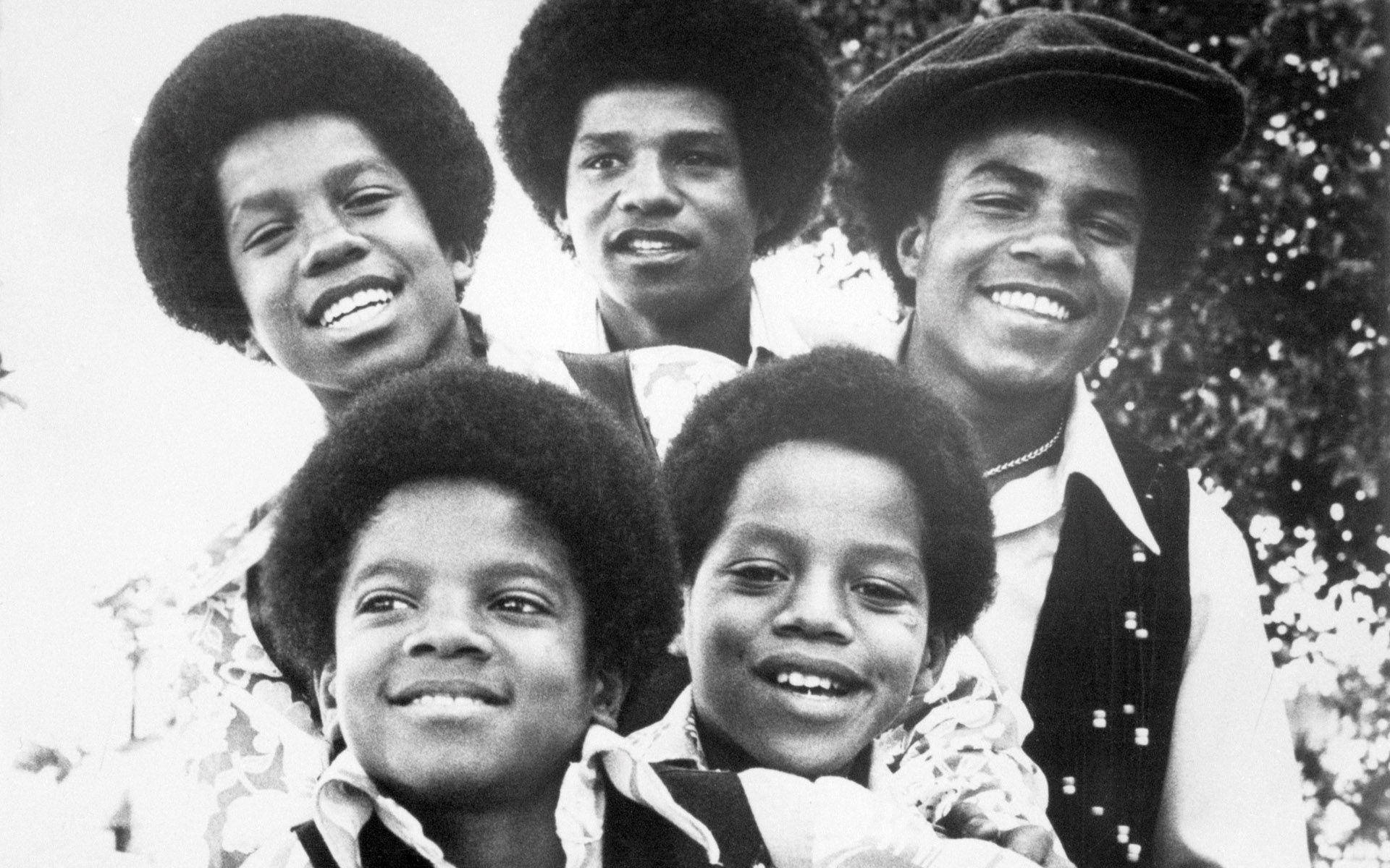 Bandade Pop Estadounidense Jackson 5 Retrato Promocional De 1970. Fondo de pantalla