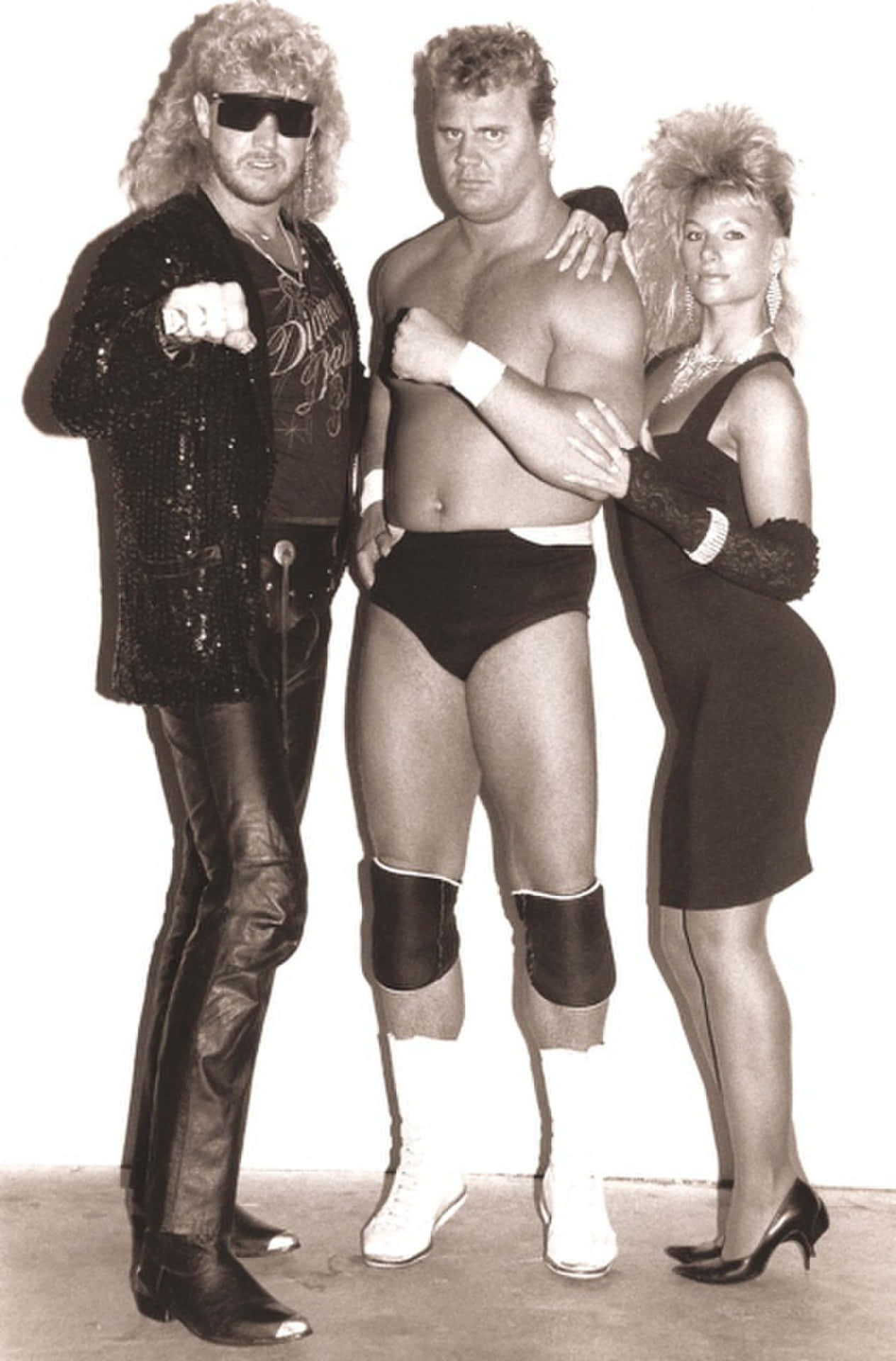American Professional Wrestler Curt Hennig Posing With Diamond Page Dallas Wallpaper