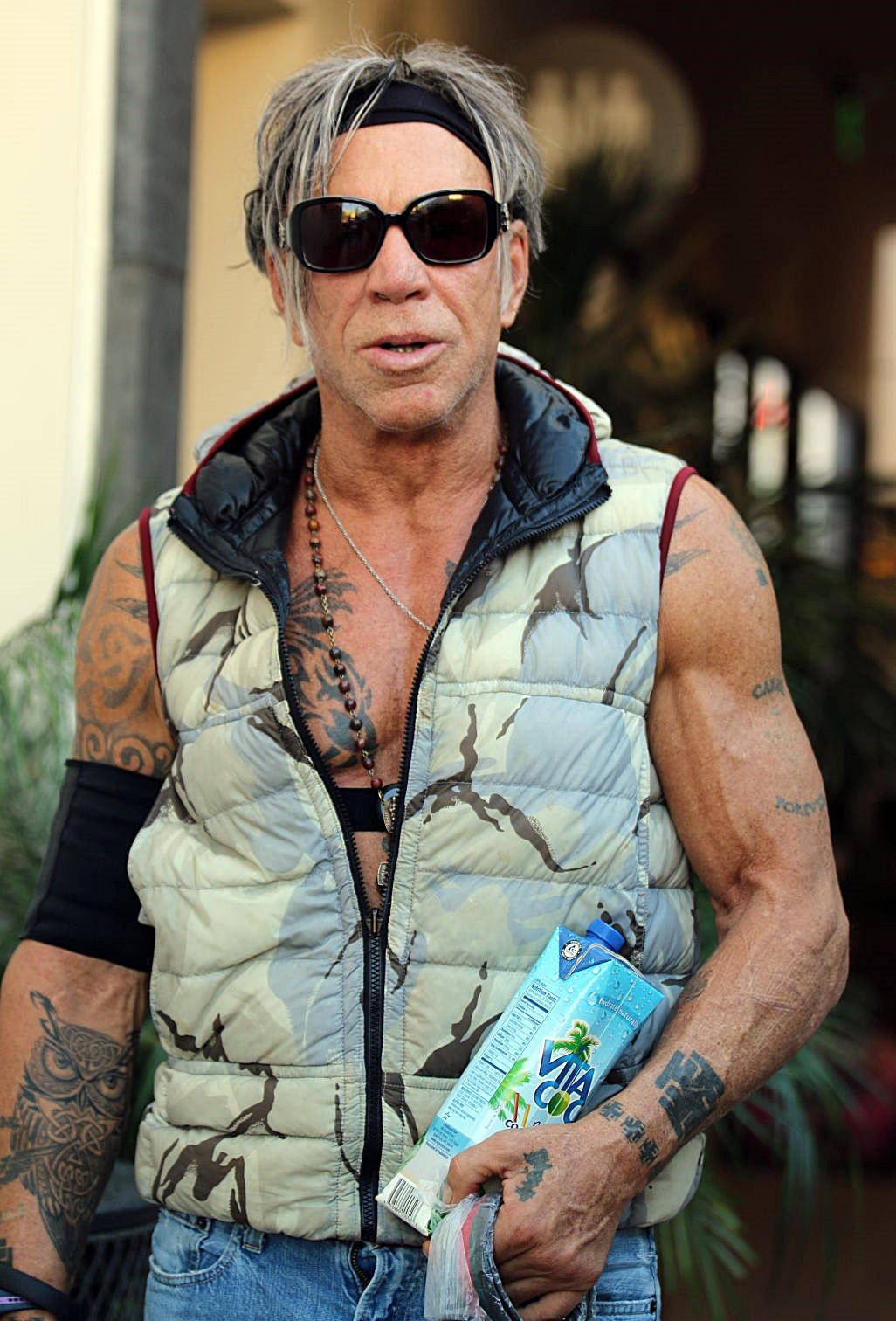 American Retired Boxer Mickey Rourke With Tattoos Wallpaper
