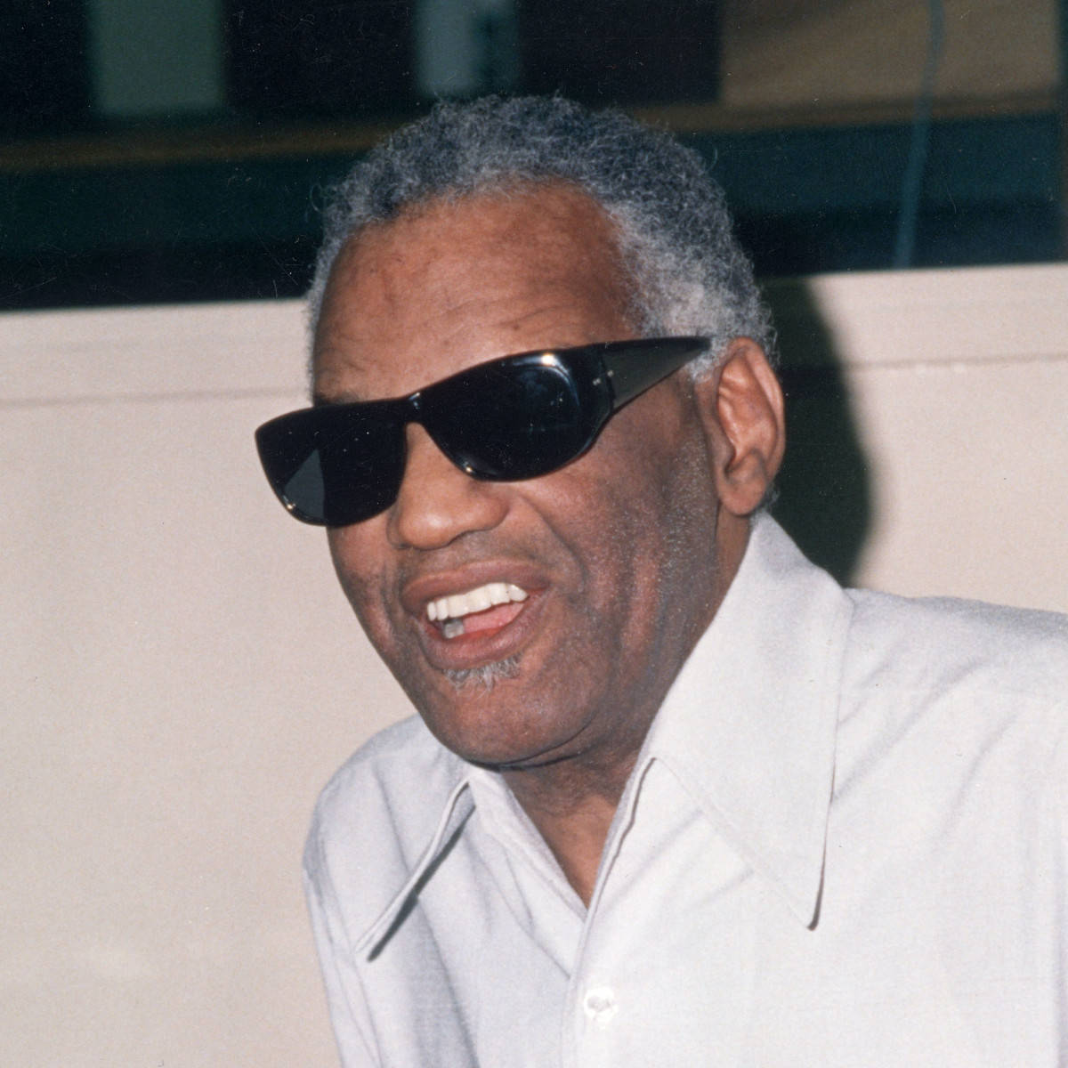 American Singer And Songwriter Ray Charles Wallpaper