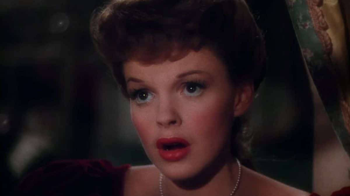 Amerikansk sanger Judy Garland synger julesang Wallpaper