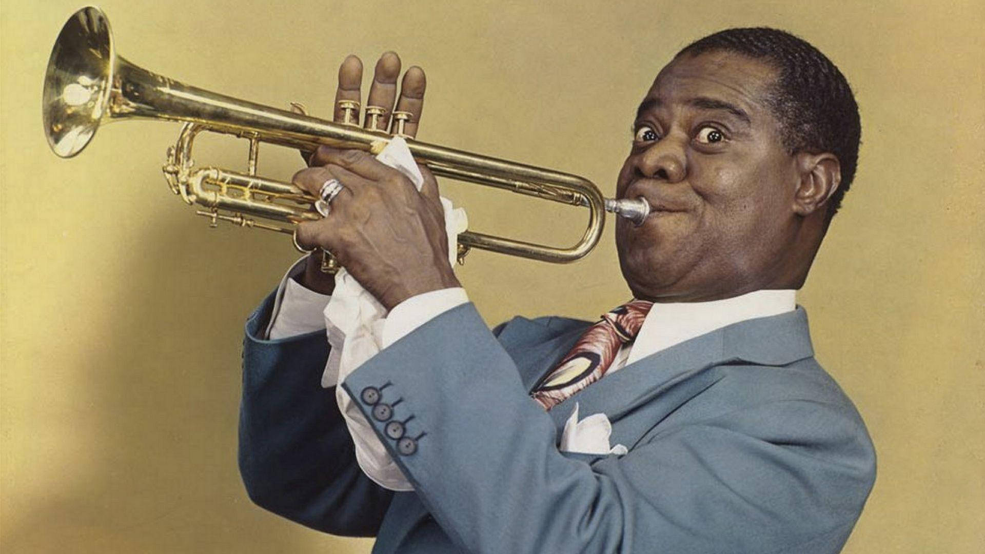 American Trumpeter And Vocalist Louis Armstrong Wallpaper