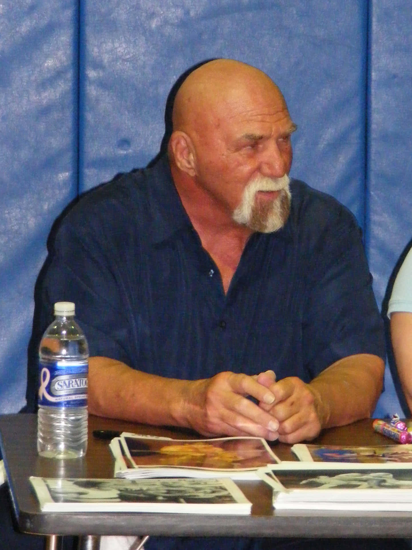 Campionedi Wrestling Americano Superstar Billy Graham Fotografia Del 2008 Sfondo