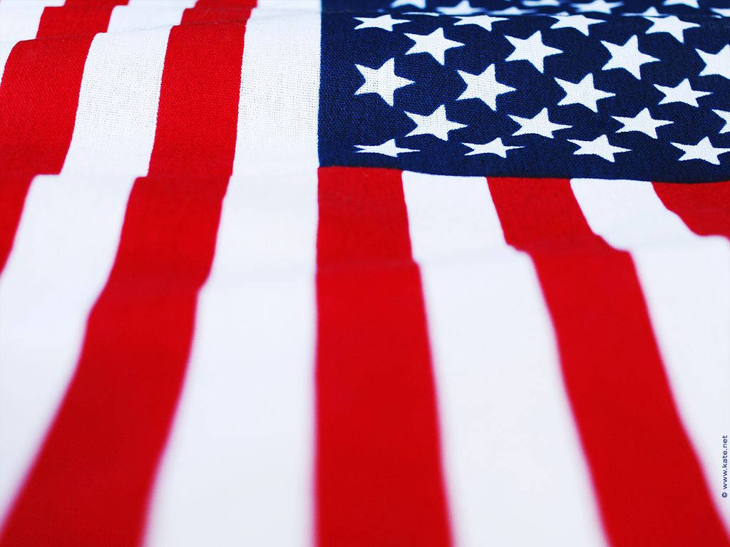 American White And Red Flag Wallpaper