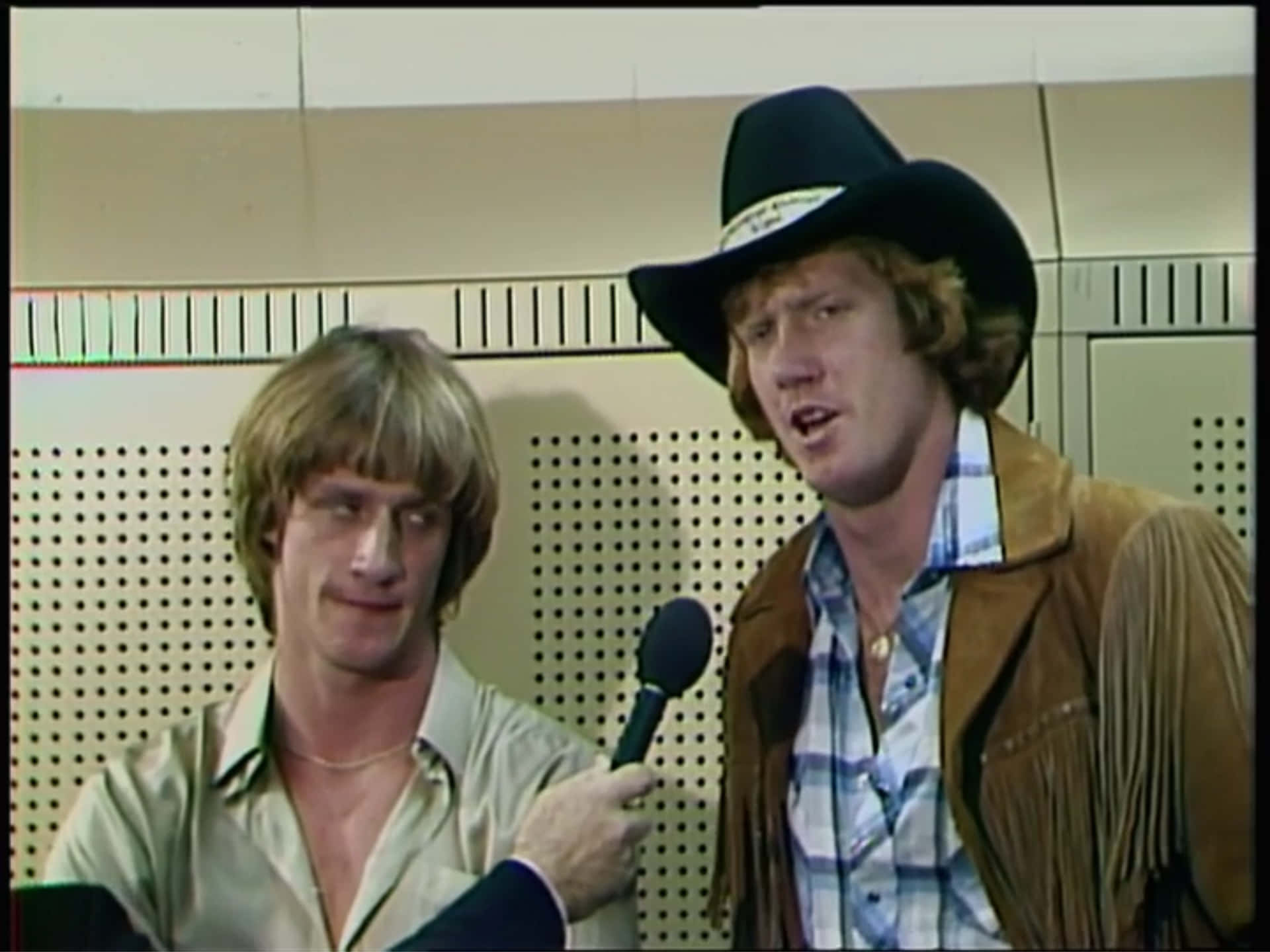 American Wrestler David Von Erich And Younger Brother Kerry Wallpaper