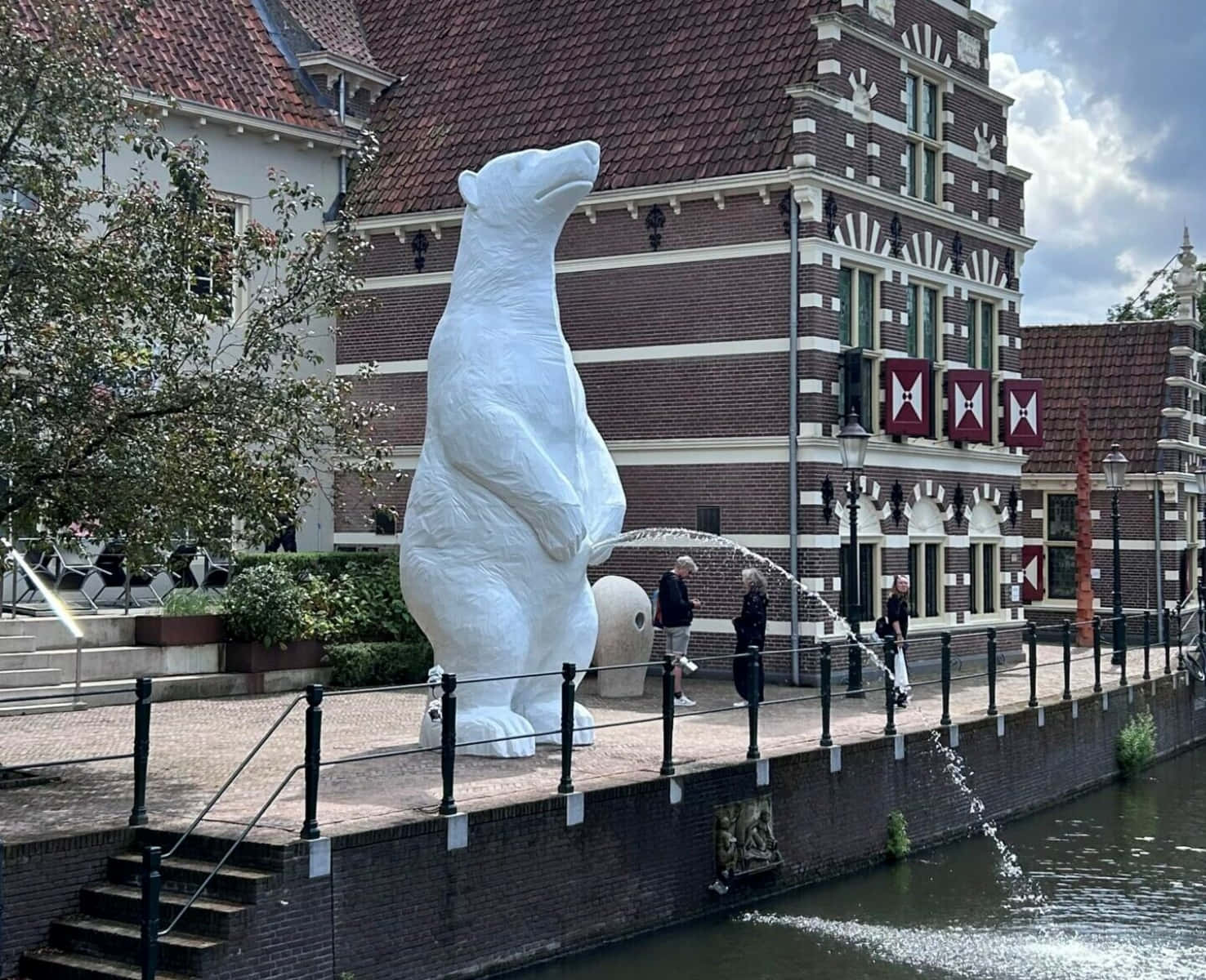 Amersfoort Giant Polar Bear Sculpture Wallpaper