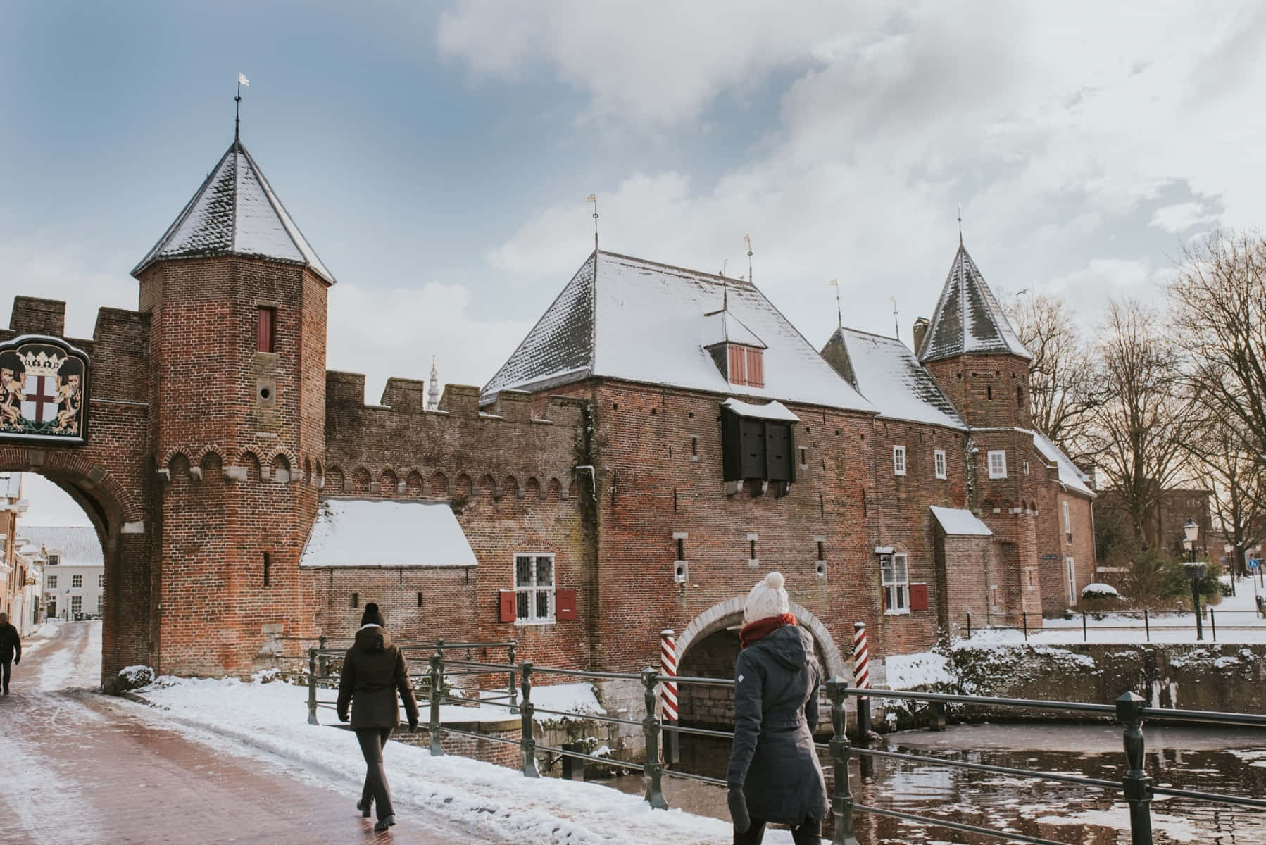 Amersfoort Medieval Gate Winter Scene Wallpaper