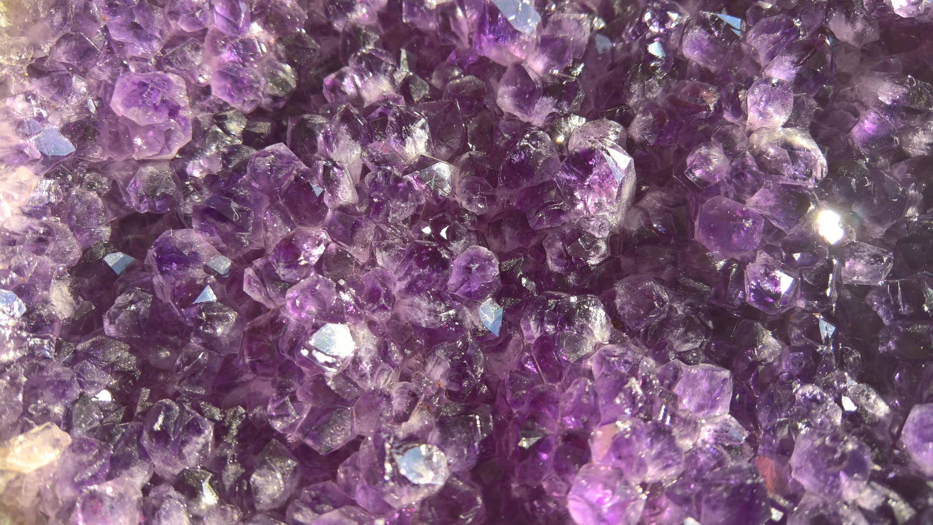 Amethyst Crystalline Formation Wallpaper