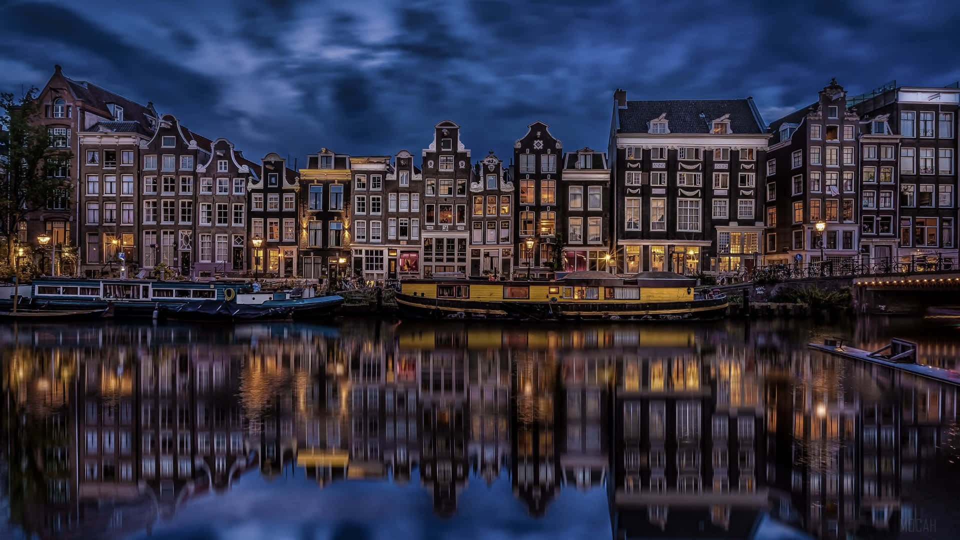 Amsterdam Canal Housesat Twilight Wallpaper