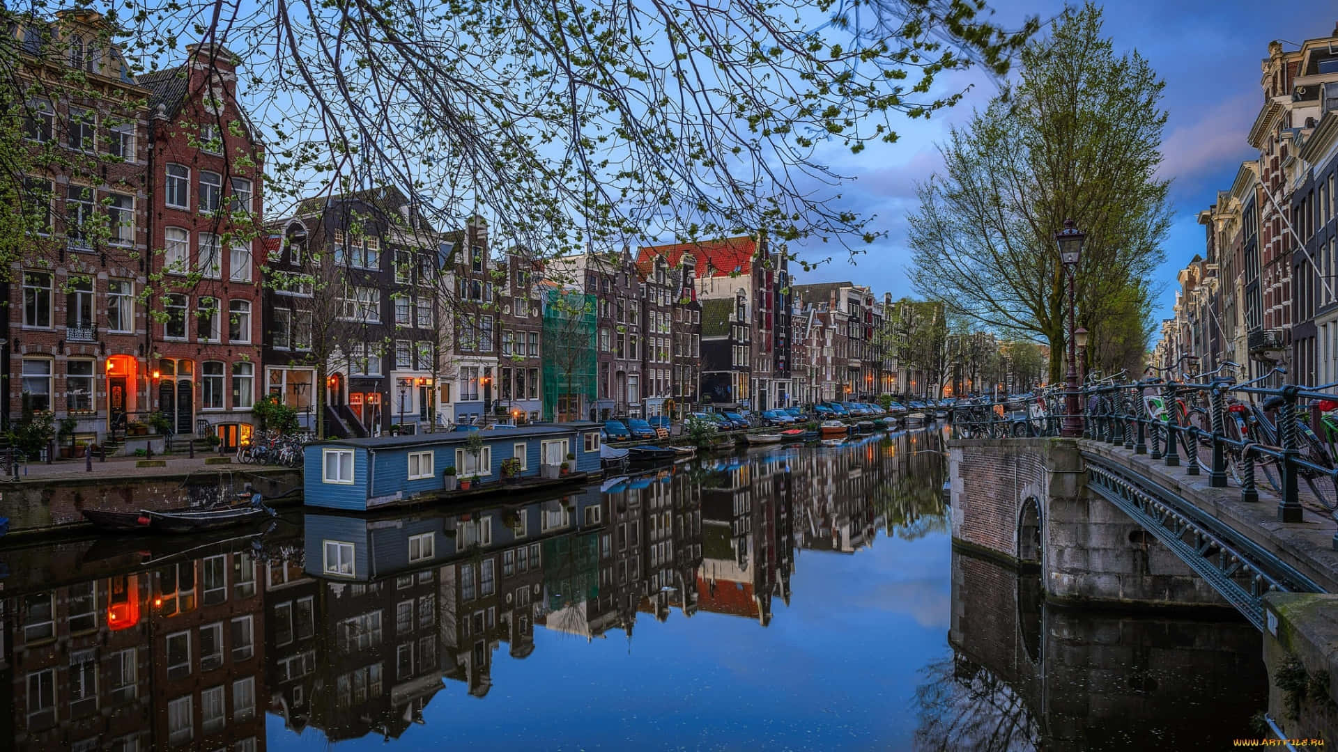 Amsterdam Canal Twilight Reflections Wallpaper