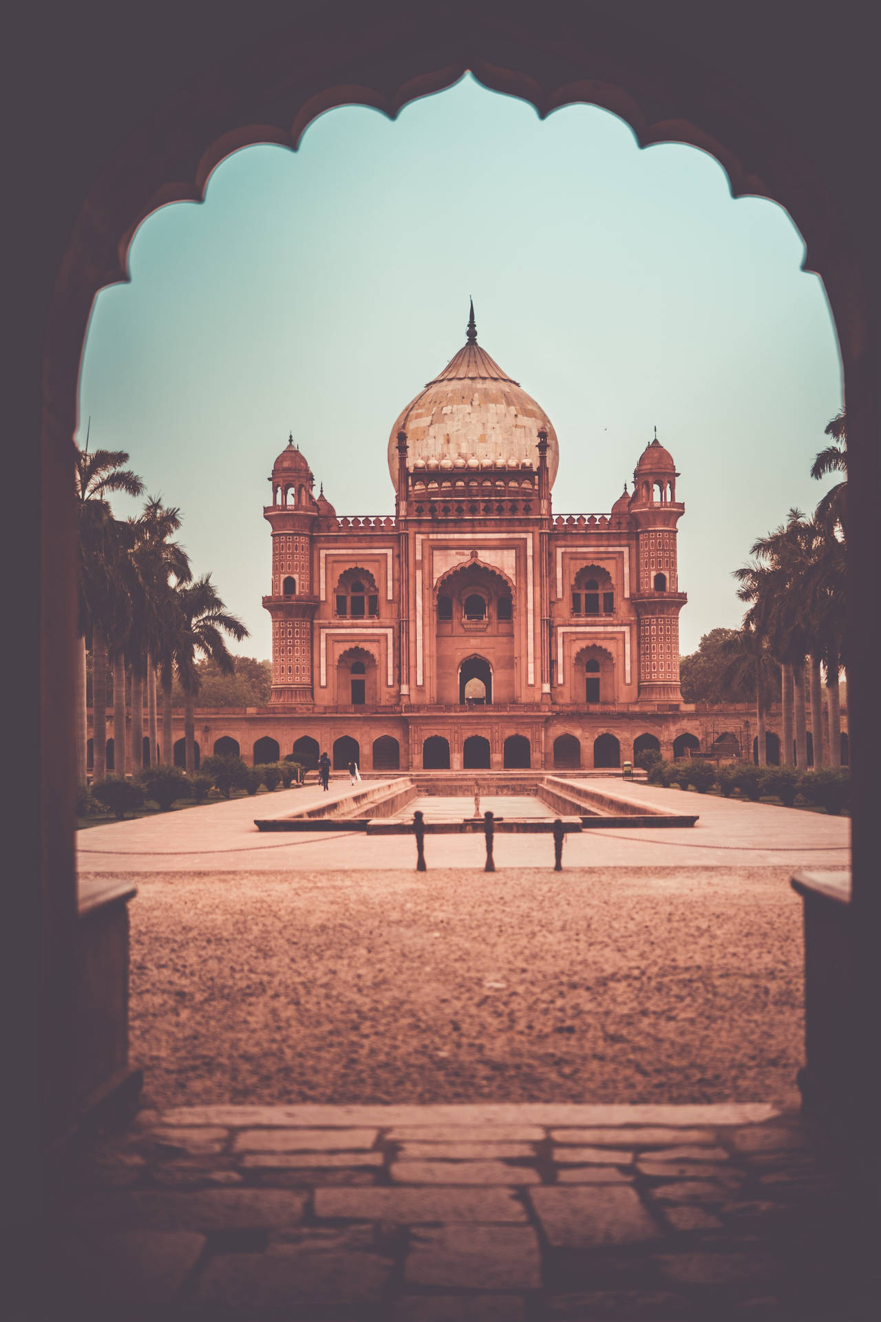 An Aesthetic Photo Of The Taj Mahal Wallpaper