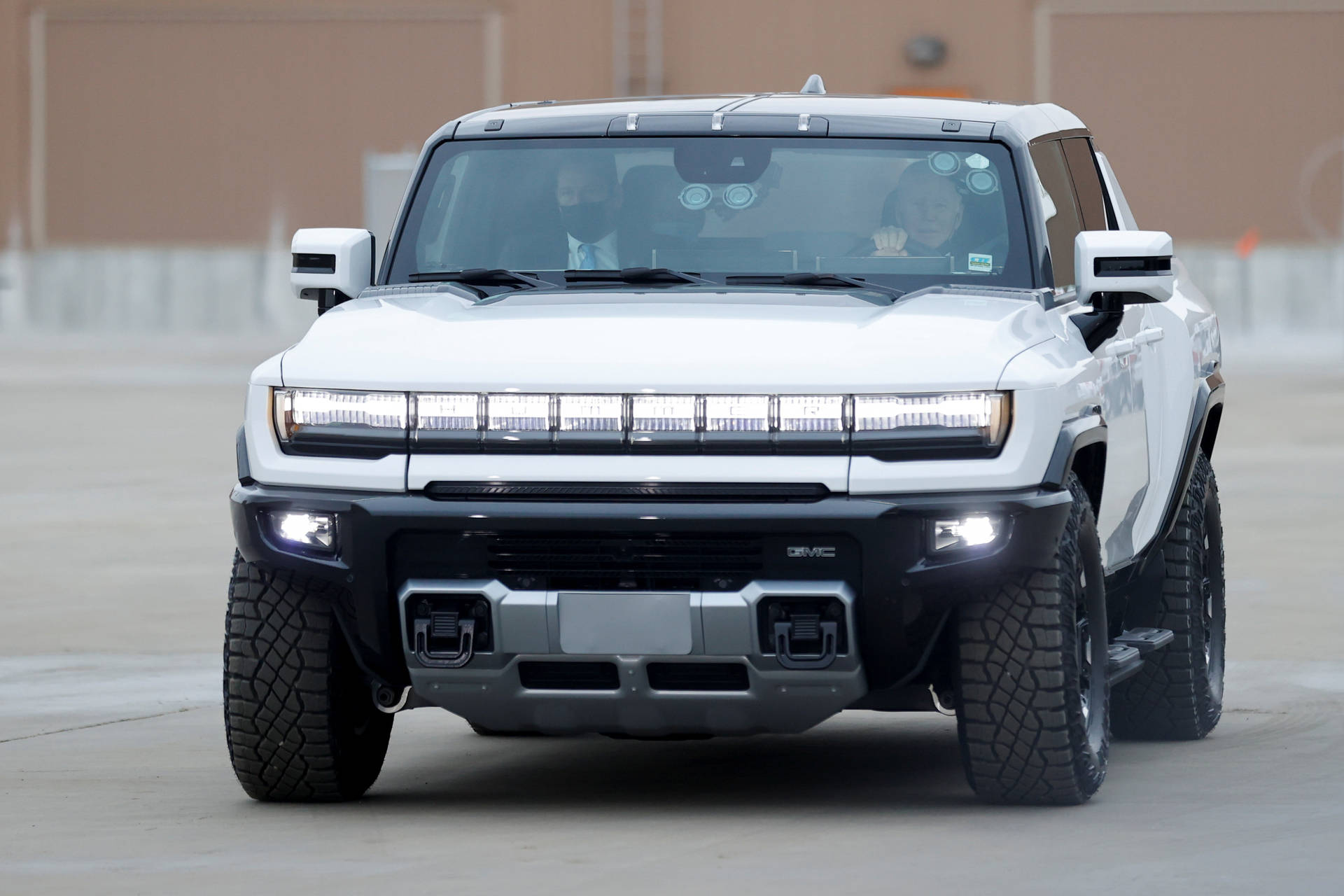 An excellent Hummer pickup truck with white headlights. Wallpaper