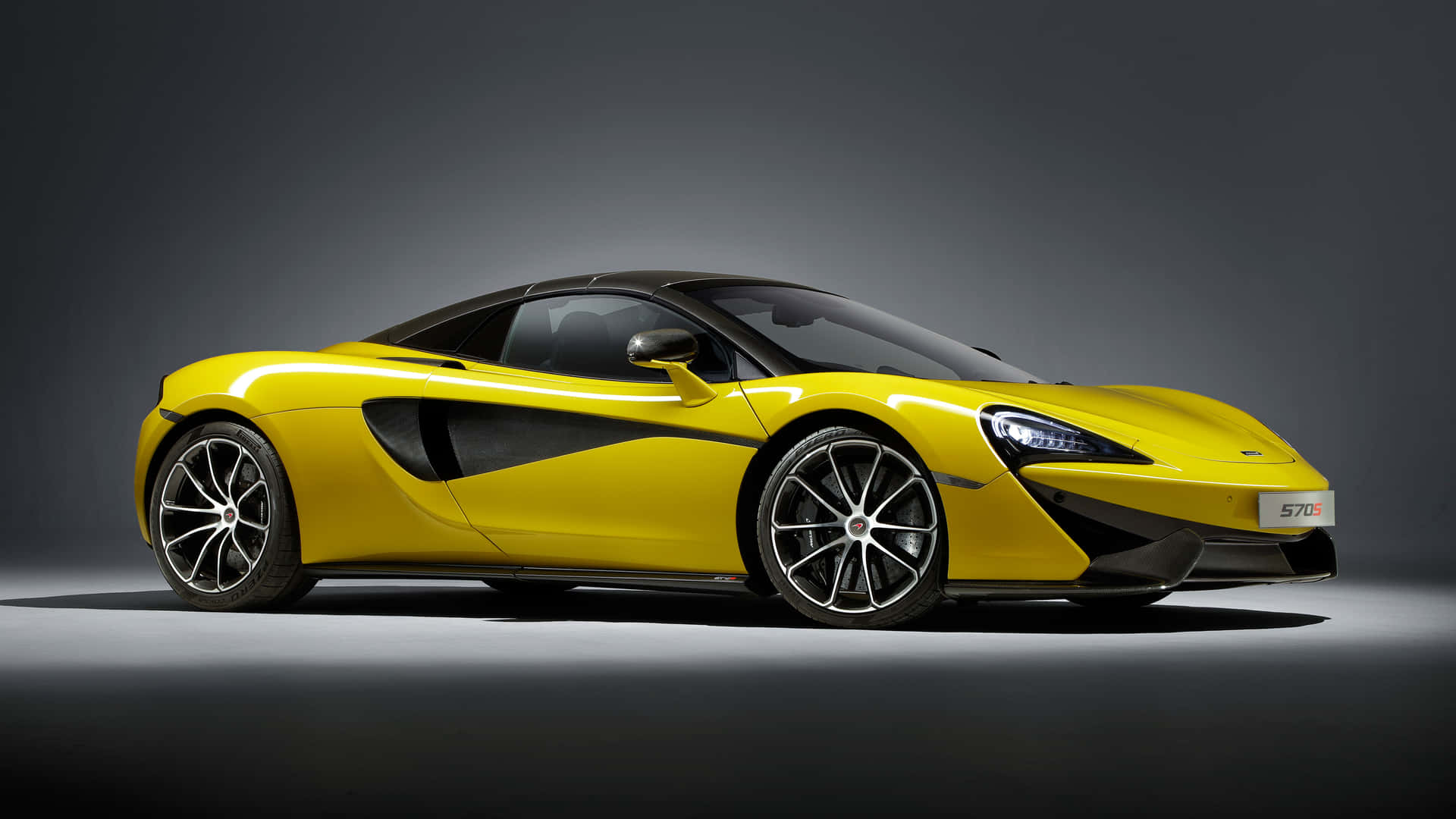 Upea Mclaren 570s Luonnossa Taustakuva