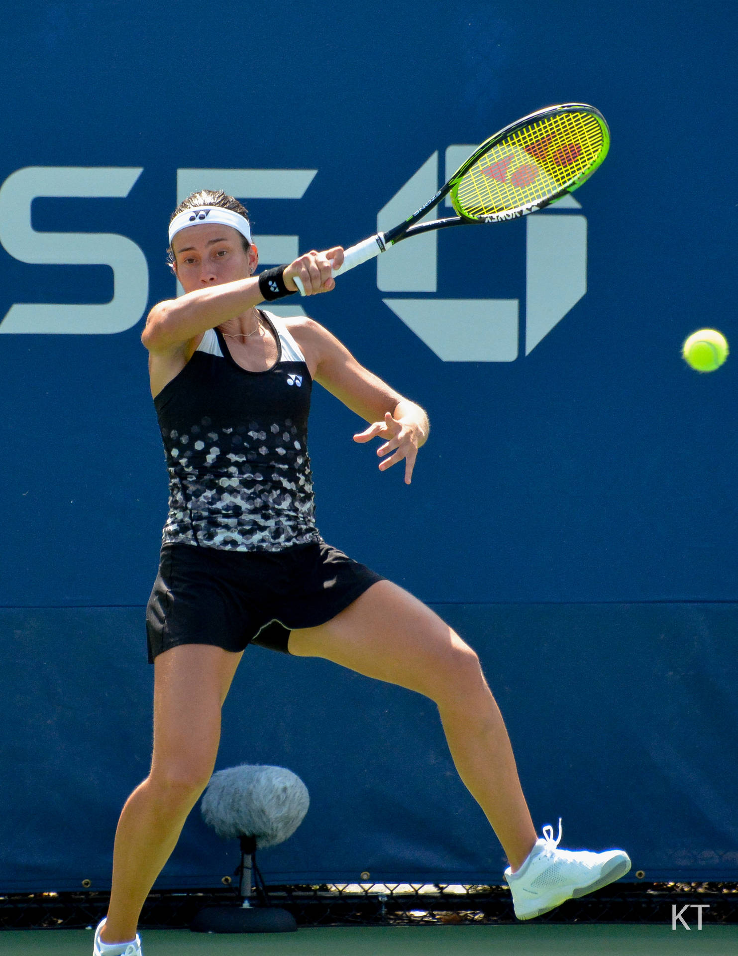 Anastasija Sevastova bolder slå på Wimbledon Wallpaper