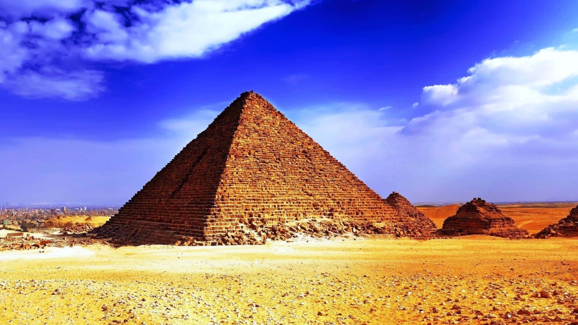 Envy Av De Antika Egyptiska Pyramiderna. Wallpaper