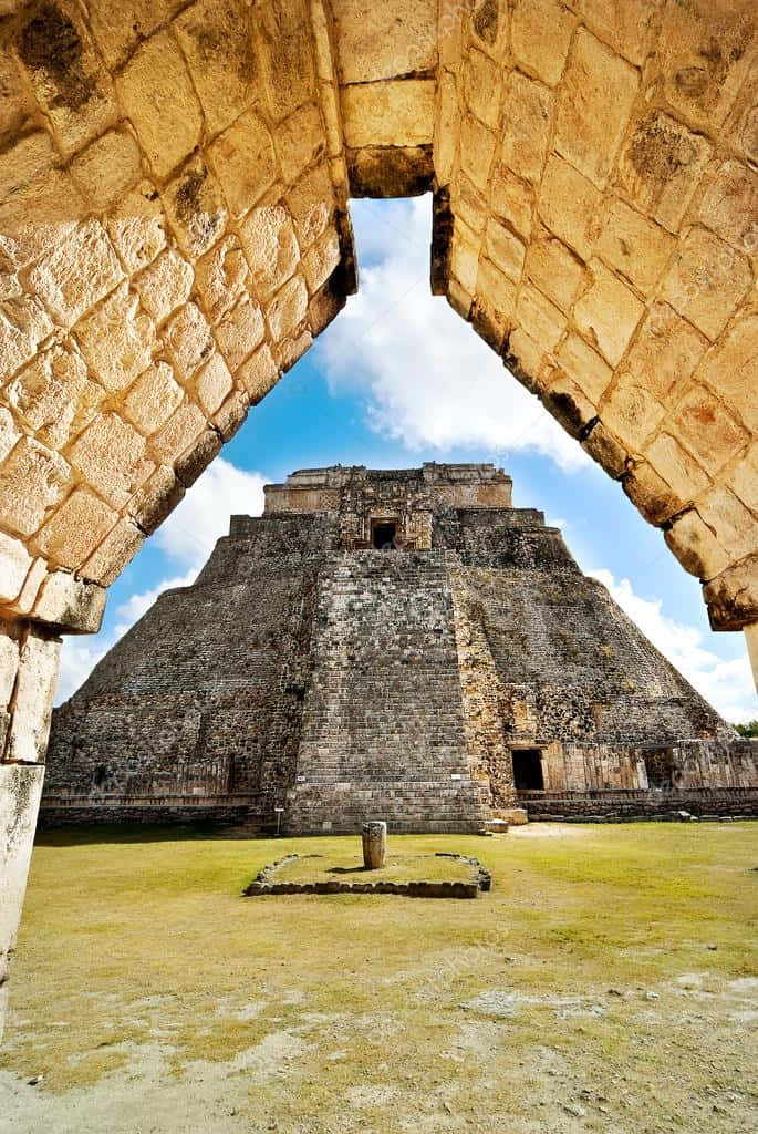 Ancient Mayan Architecture At Uxmal, Mexico Wallpaper