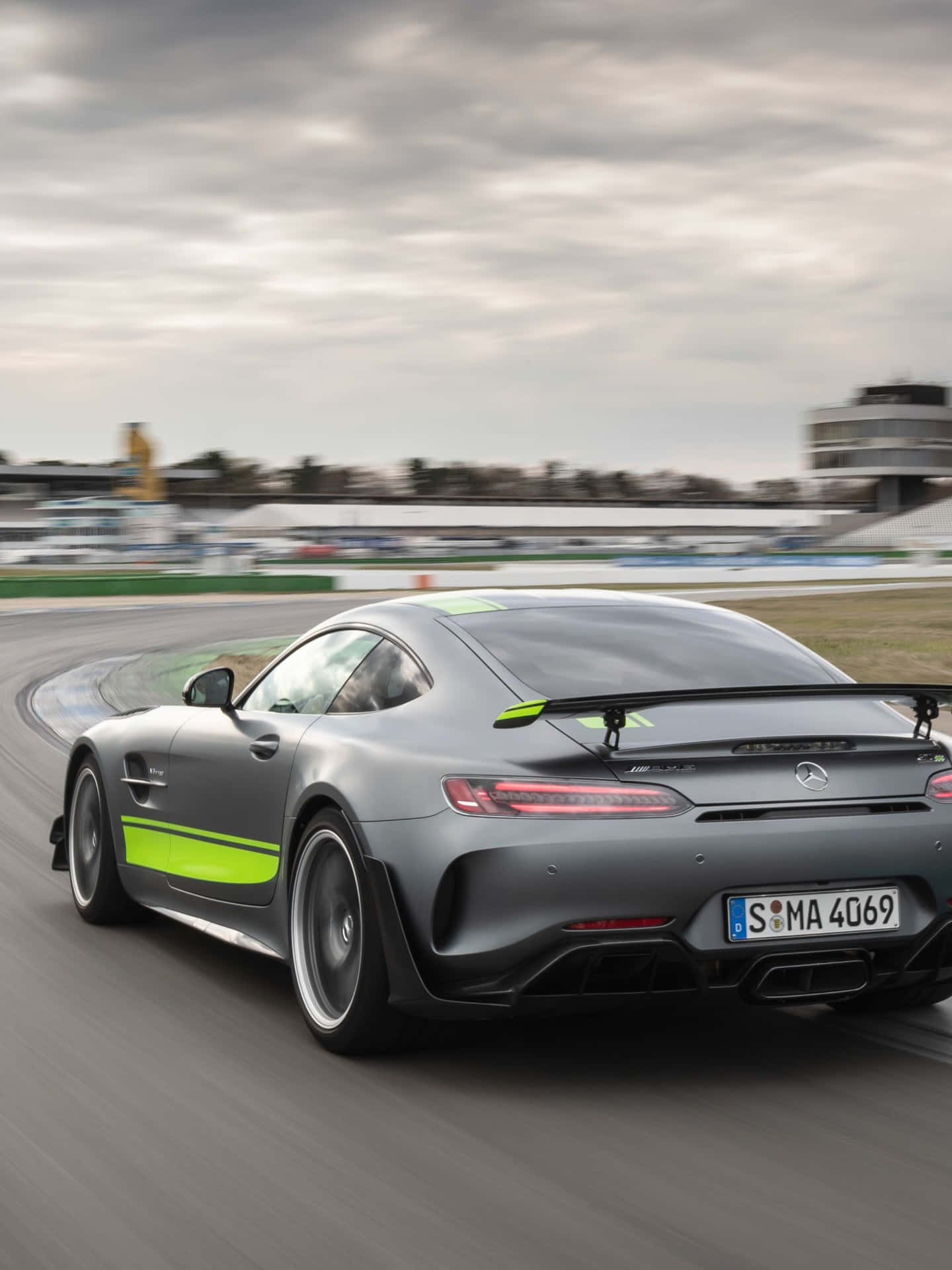 Android Amg Gt-r Race Track Background