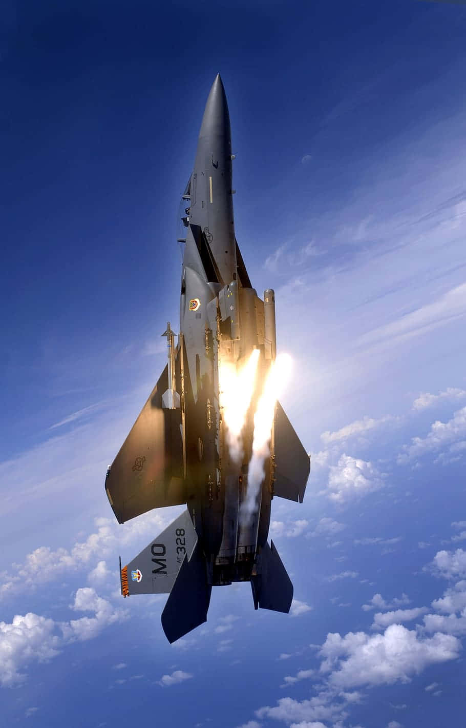 F15 Eagle Popping Flare Android Jumbo Jet Background