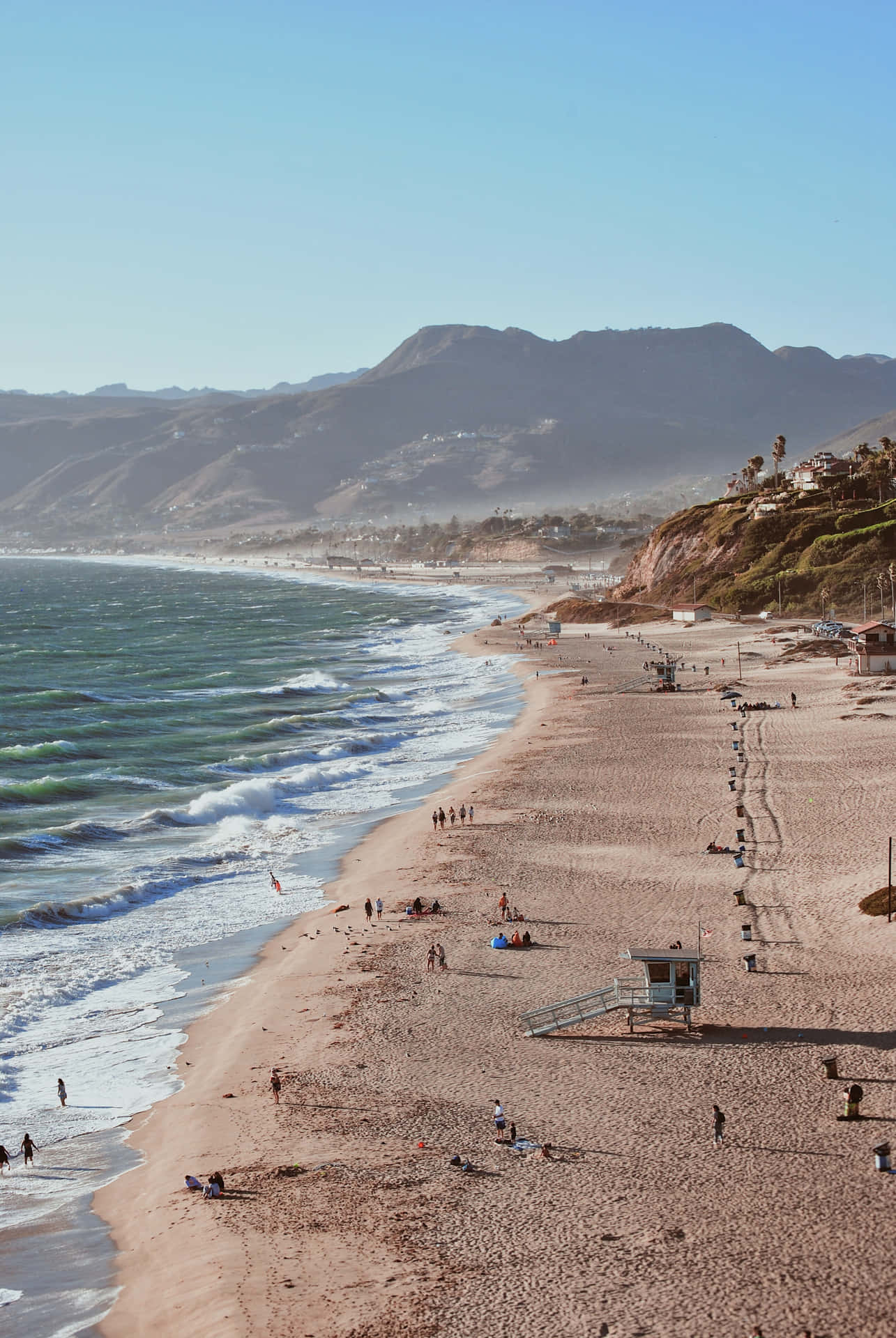 Pointdume Beach Med Människor Android Malibu Bakgrund.