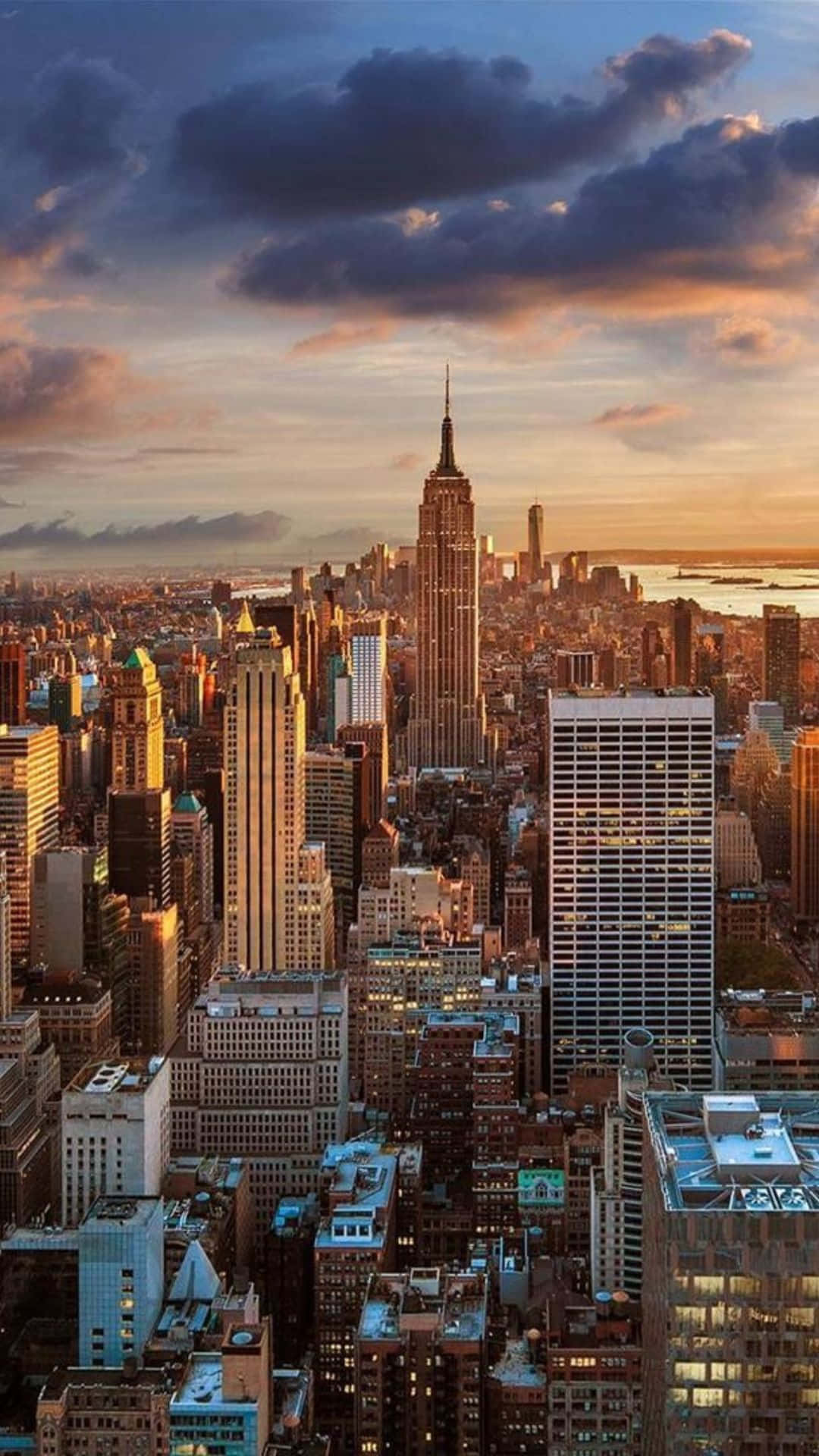 Download Take A Virtual Tour Of New York City | Wallpapers.com