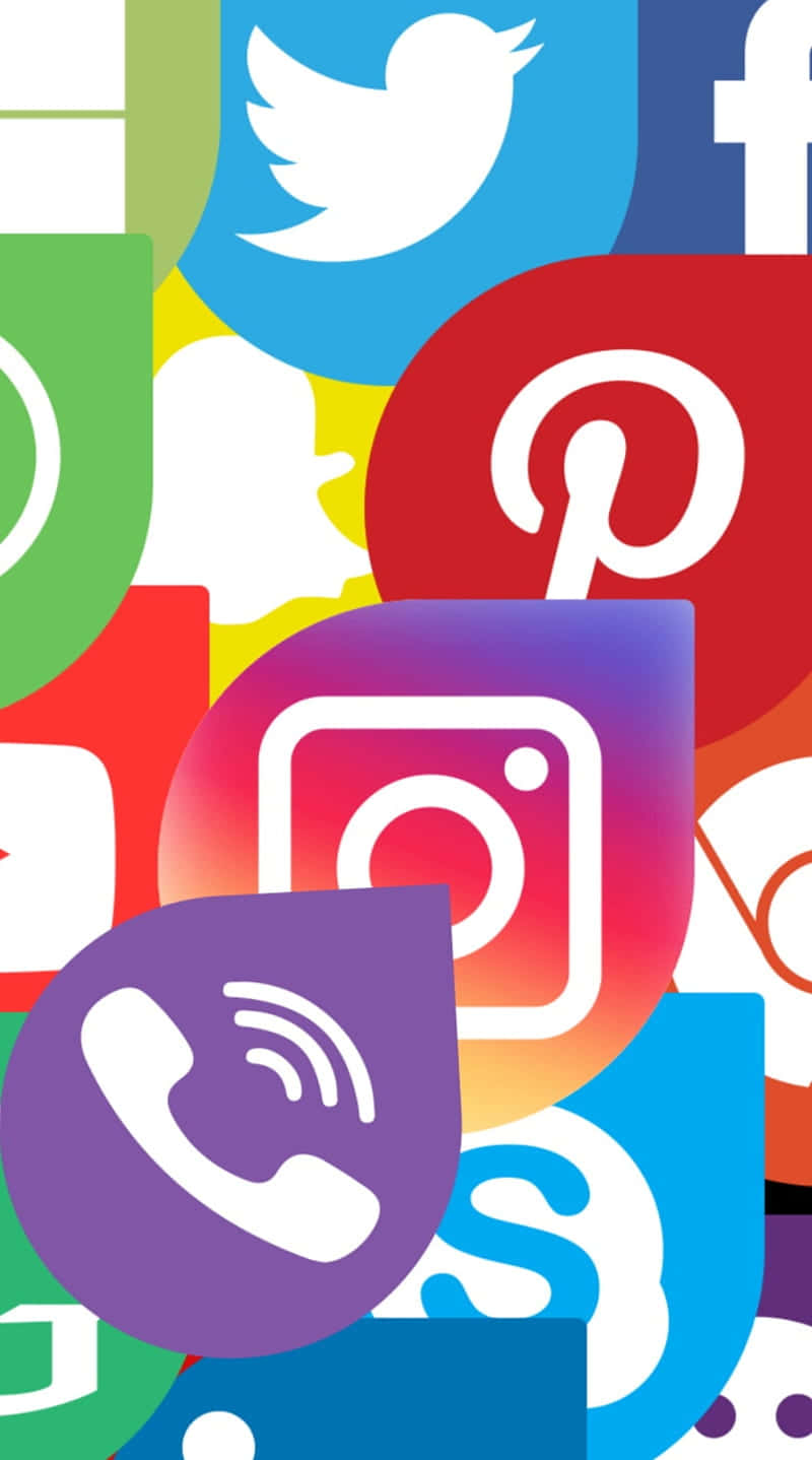 Androidsociala Bakgrundsbilder Med Sociala Medie-app-logotyper Staplade På Varandra.