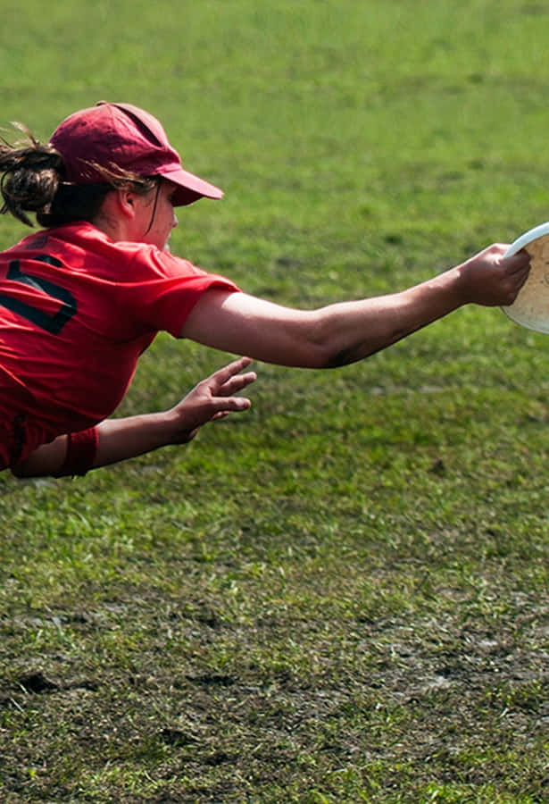 Female With Red Cap And Shirt Android Ultimate Frisbee Background
